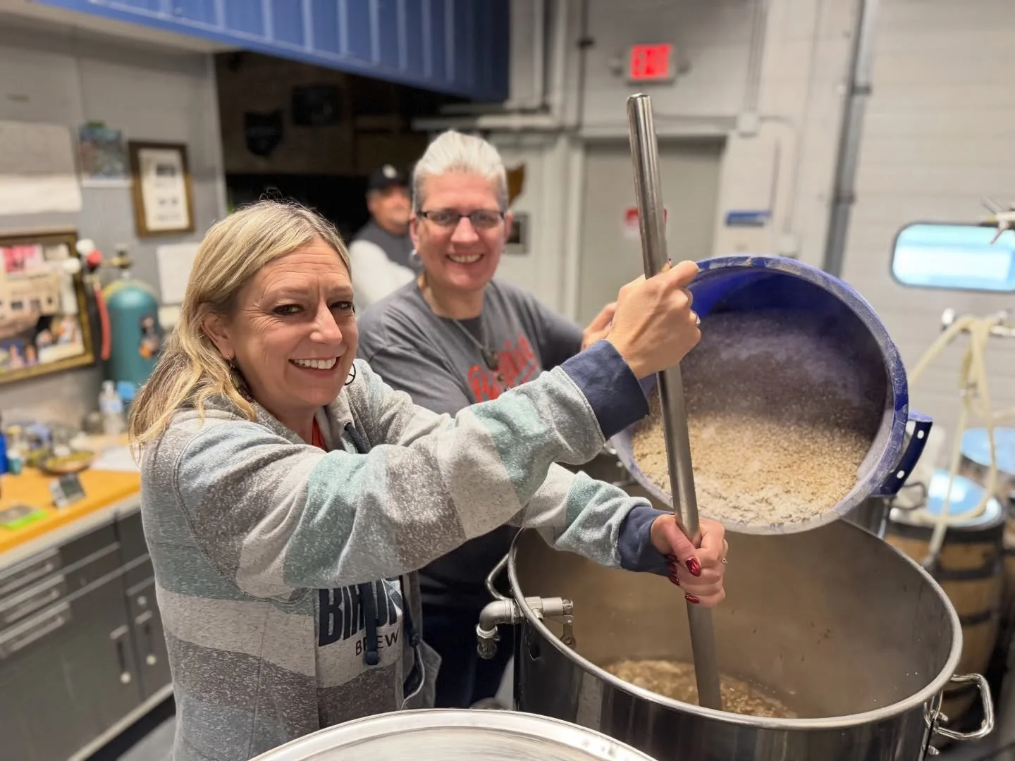 Small-batch brew day with our homies from @thevillagepump 🍺
Brewing something special for their upcoming 10-year anniversary&mdash; Village Pump&rsquo;ernickel Rye Ale | 6% ABV
Brewed with @yarian_quality_malts Pale Malt, flaked rye, caramel &amp; c
