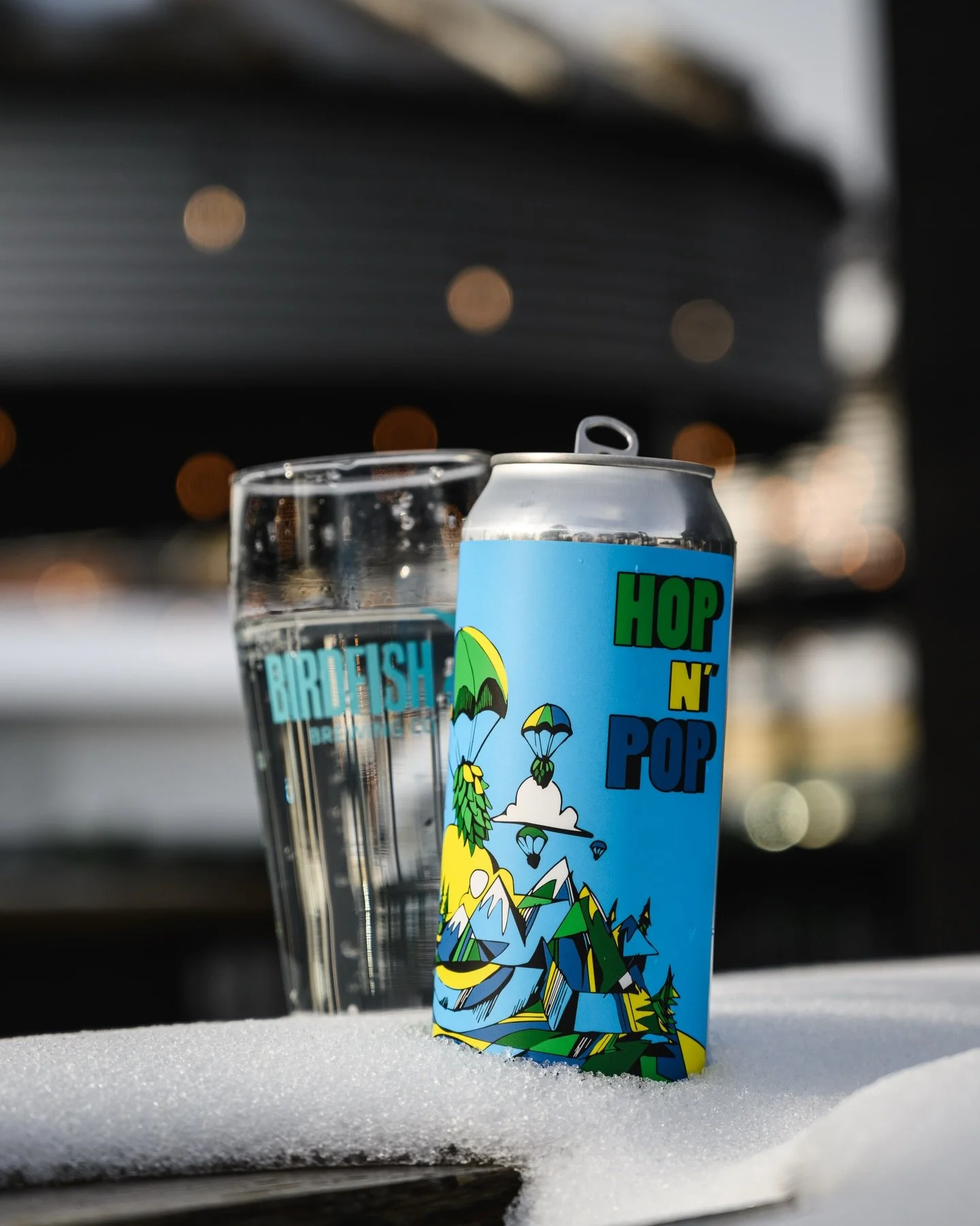 No booze? No problem.
Dry January drinkers &mdash; we&rsquo;ve got Hop N&rsquo; Pop Sparkling Hop Water + @bestdaybrewing NA beers ready to keep your glass full and your resolve intact.