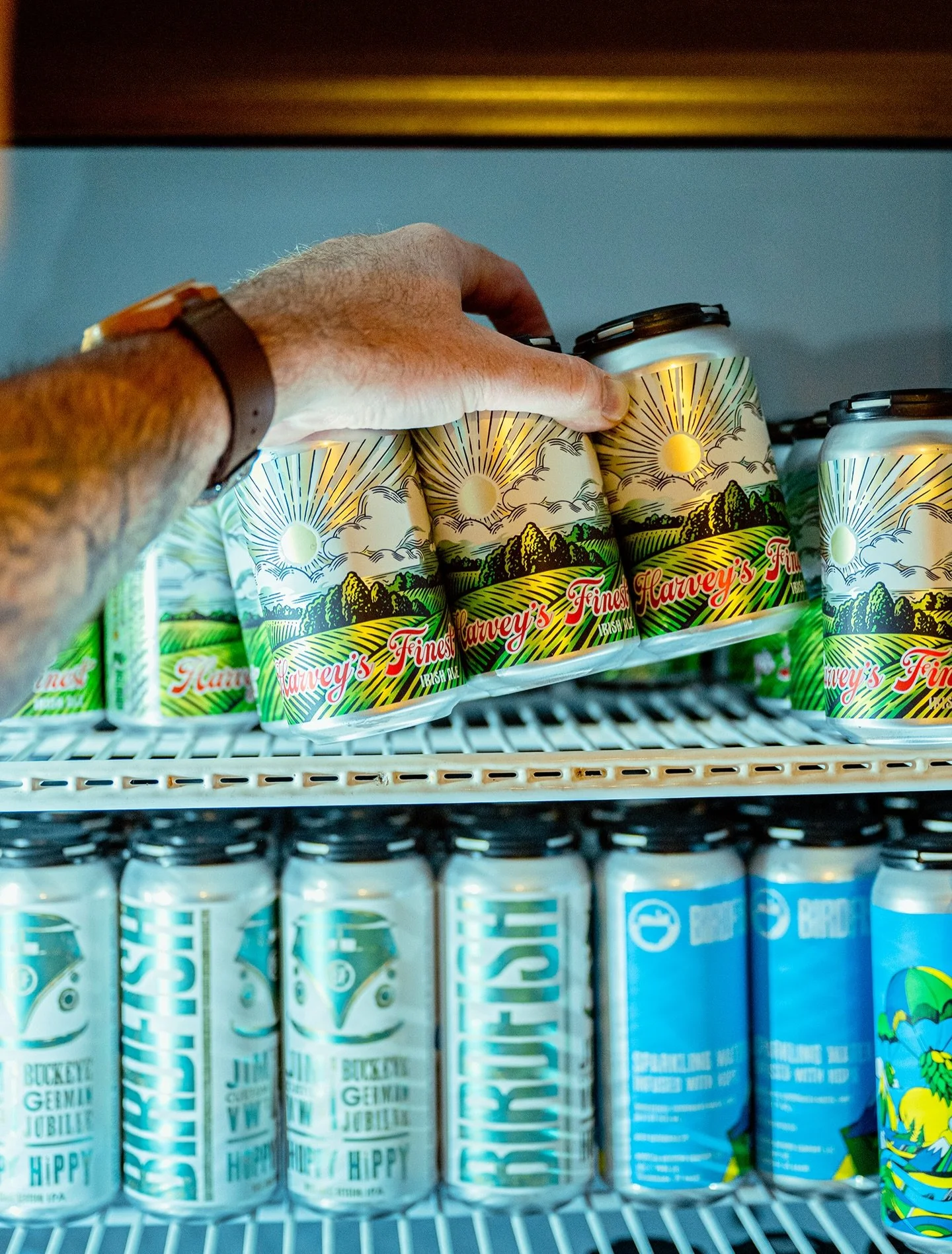 🚨 SNOW IS COMING 🚨
You know the rules.
Milk. Bread. BEER.

Don&rsquo;t get caught slippin&rsquo;.
Stock up before the flakes fly. 🍺❄️

Taproom open regular hours today from Noon to 10. @bartellstake on the patio serving from 1-8. @firestoneplaygro