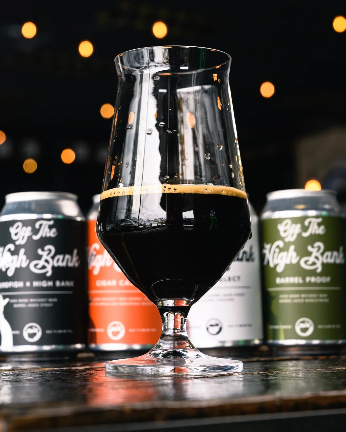 OFF THE HIGH BANK: CIGAR CASK 🔥
Now On Tap.

Brewed in collabororation with our friends at @highbankdistillery and aged 1 year in Whiskey War barrels, this 11.4% stout gets an extra kiss of Brazilian Amburana wood &mdash; bringing waves of warm cinn
