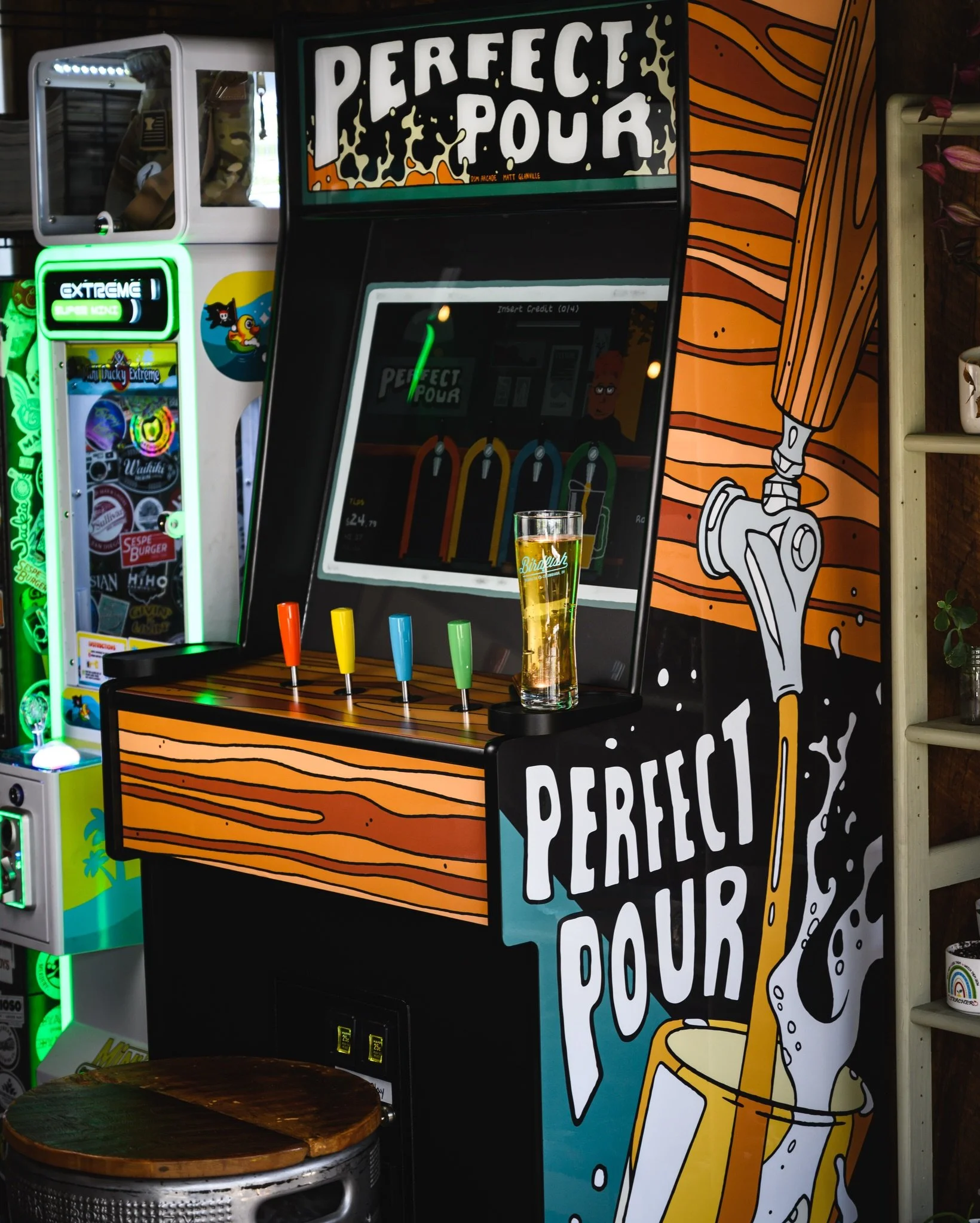 🚨 New Game Alert! 🚨
Perfect your pour with Perfect Pour by @dsmarcade
Now on the floor at Birdfish! Thanks @pirateslifepinball for hooking us up with this fresh new indie arcade.
Test your skills, challenge your friends, and see who can pour the pe