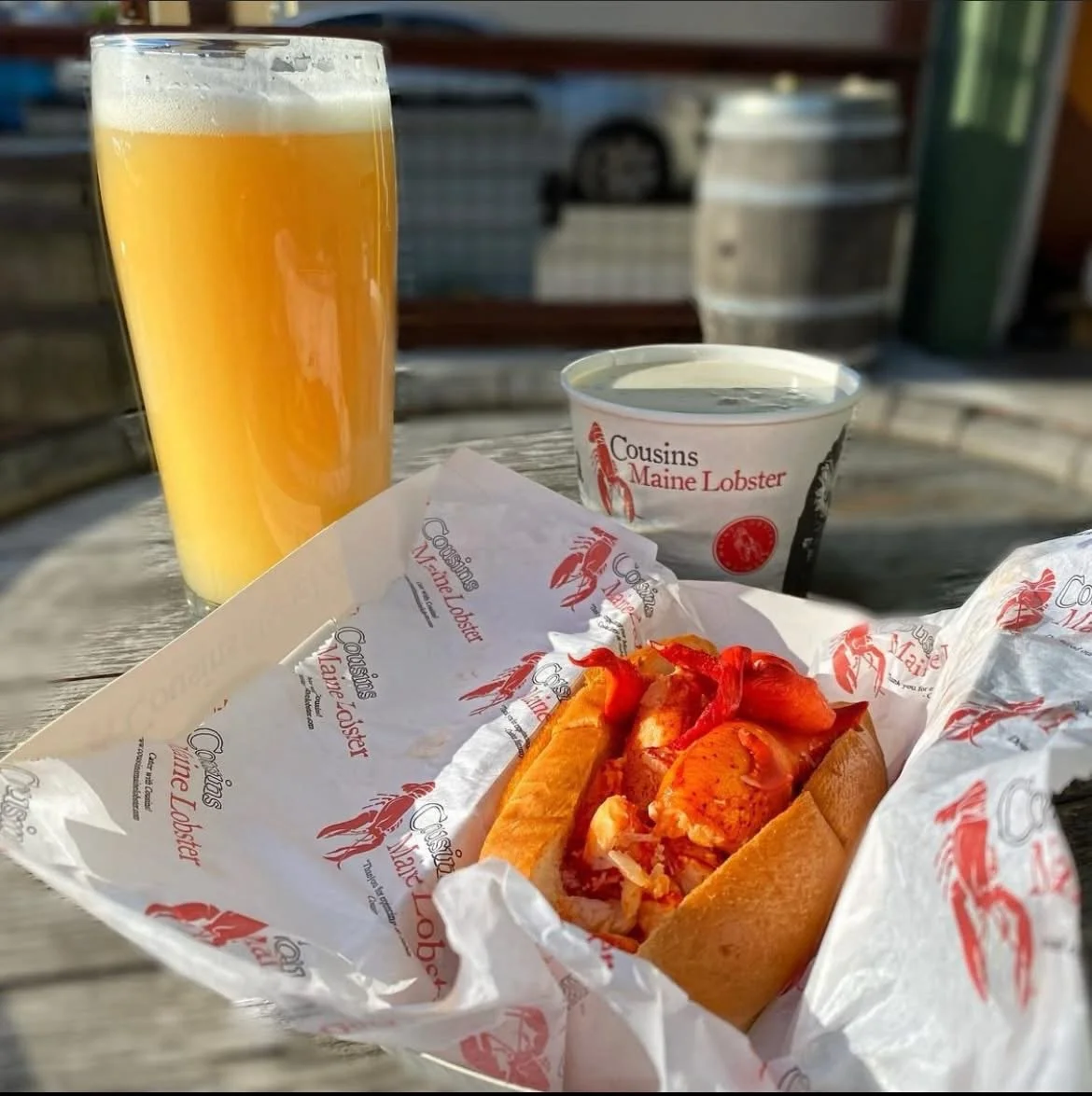 Roll into Sunday with good beer, good food, and no rush. 🍻🦞