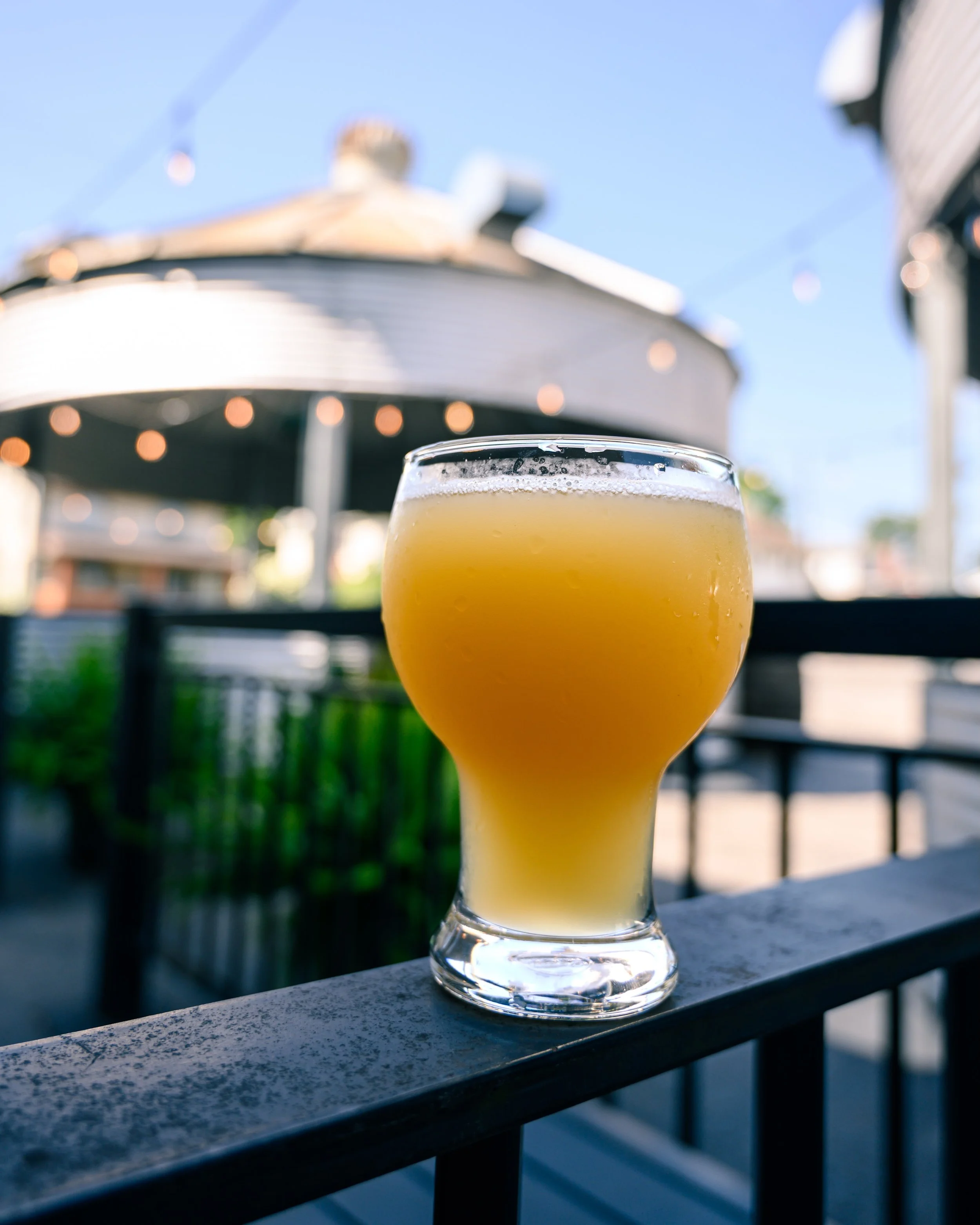 ☀️☁️ CLOUD HOPPER ☁️☀️
Need a little sunshine in your life? Try our new small batch Wit Beer dry hopped with Galaxy &amp; El Dorado, brewed with orange peel. Bright, citrusy and crushable at 3.8%.

Small batch. Taproom only. Now pouring.