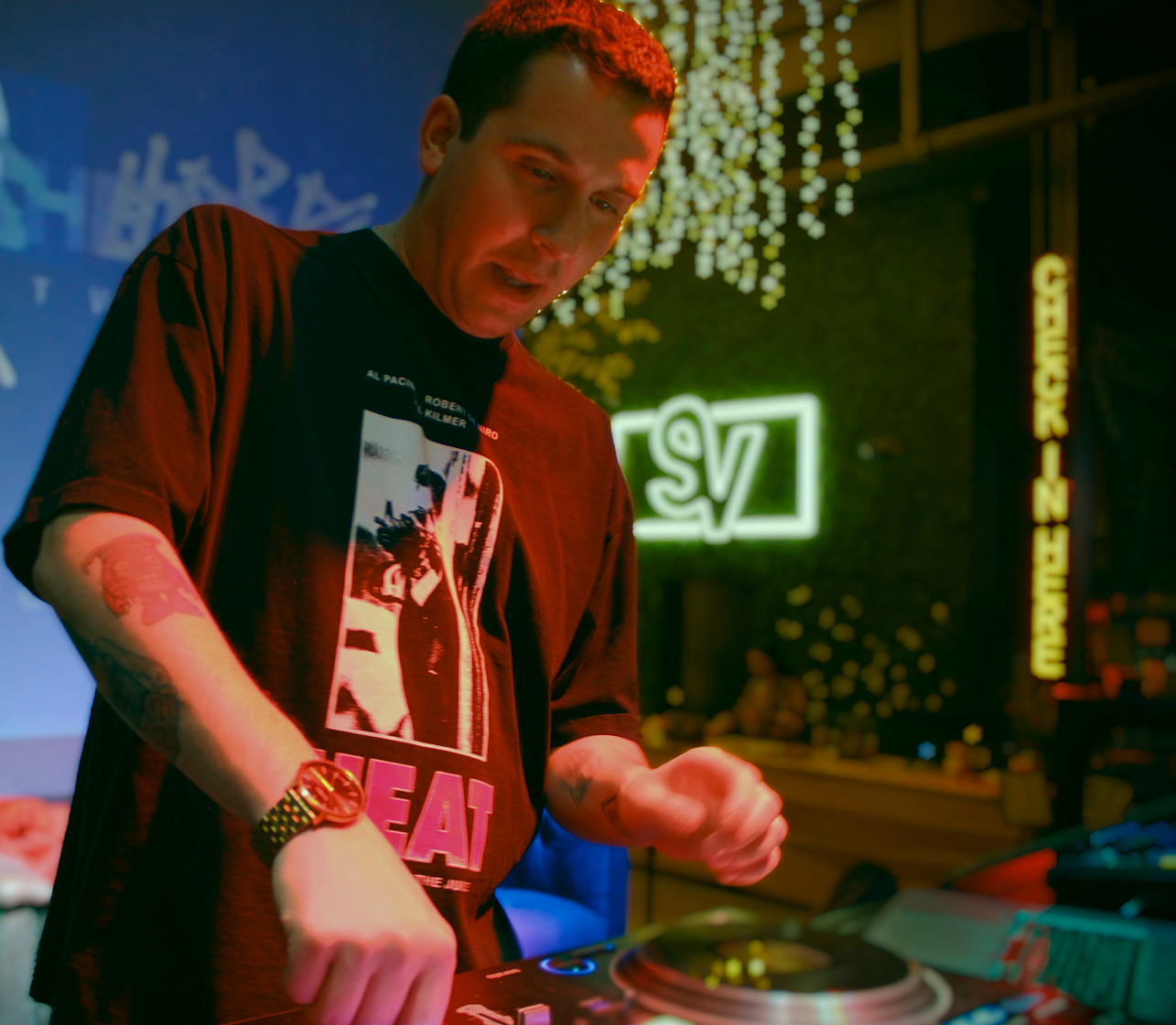 DJ AkA