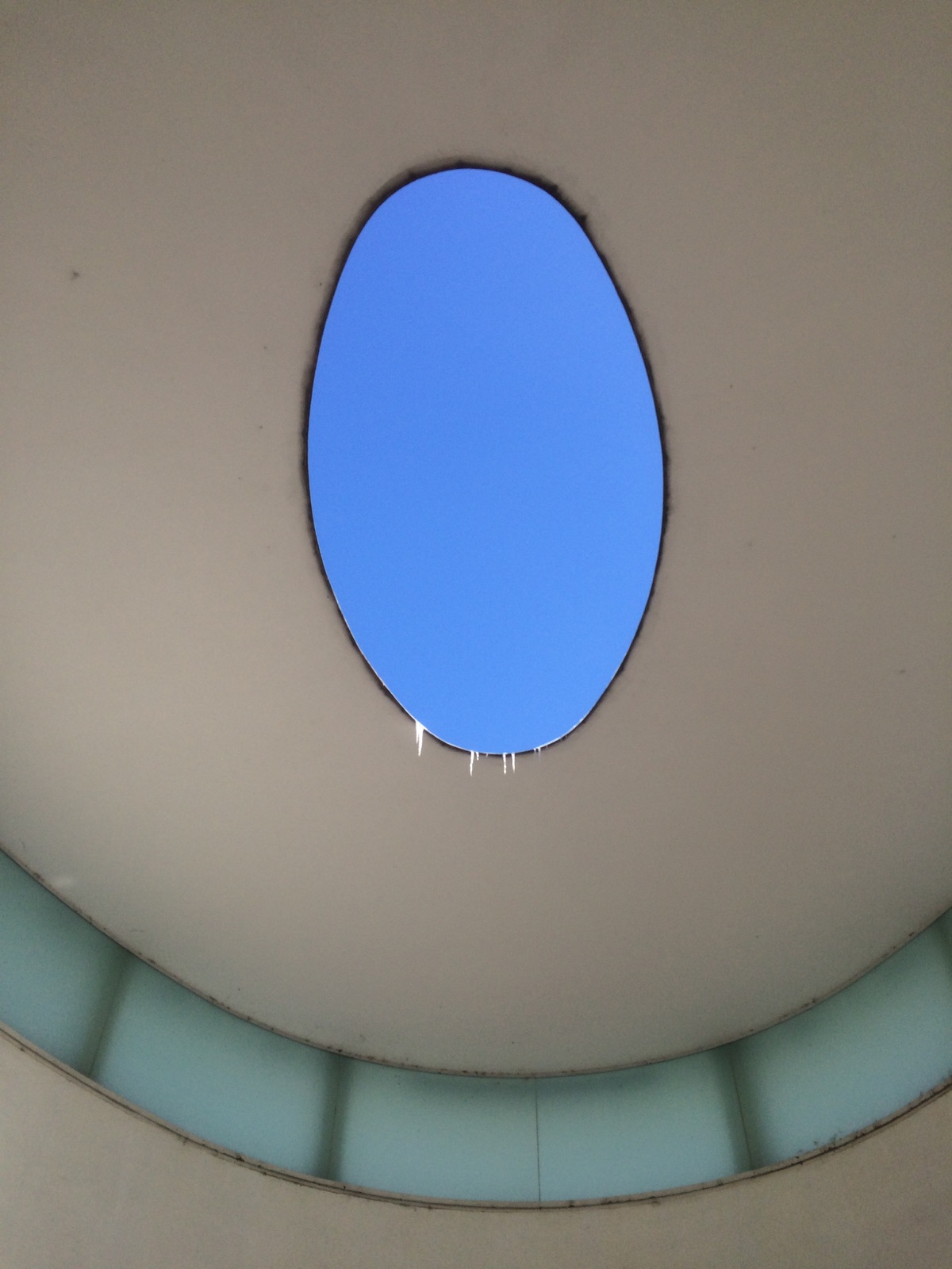 Looking at Nothing - Turrell.jpg
