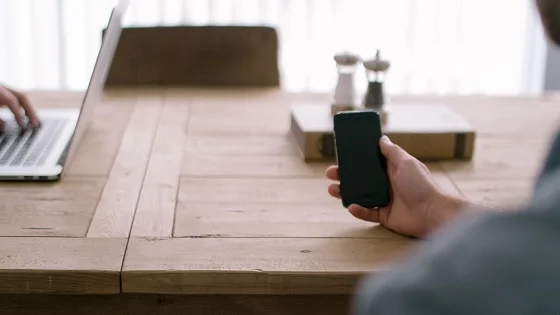 11 Signs Your Meeting Was REALLY Boring