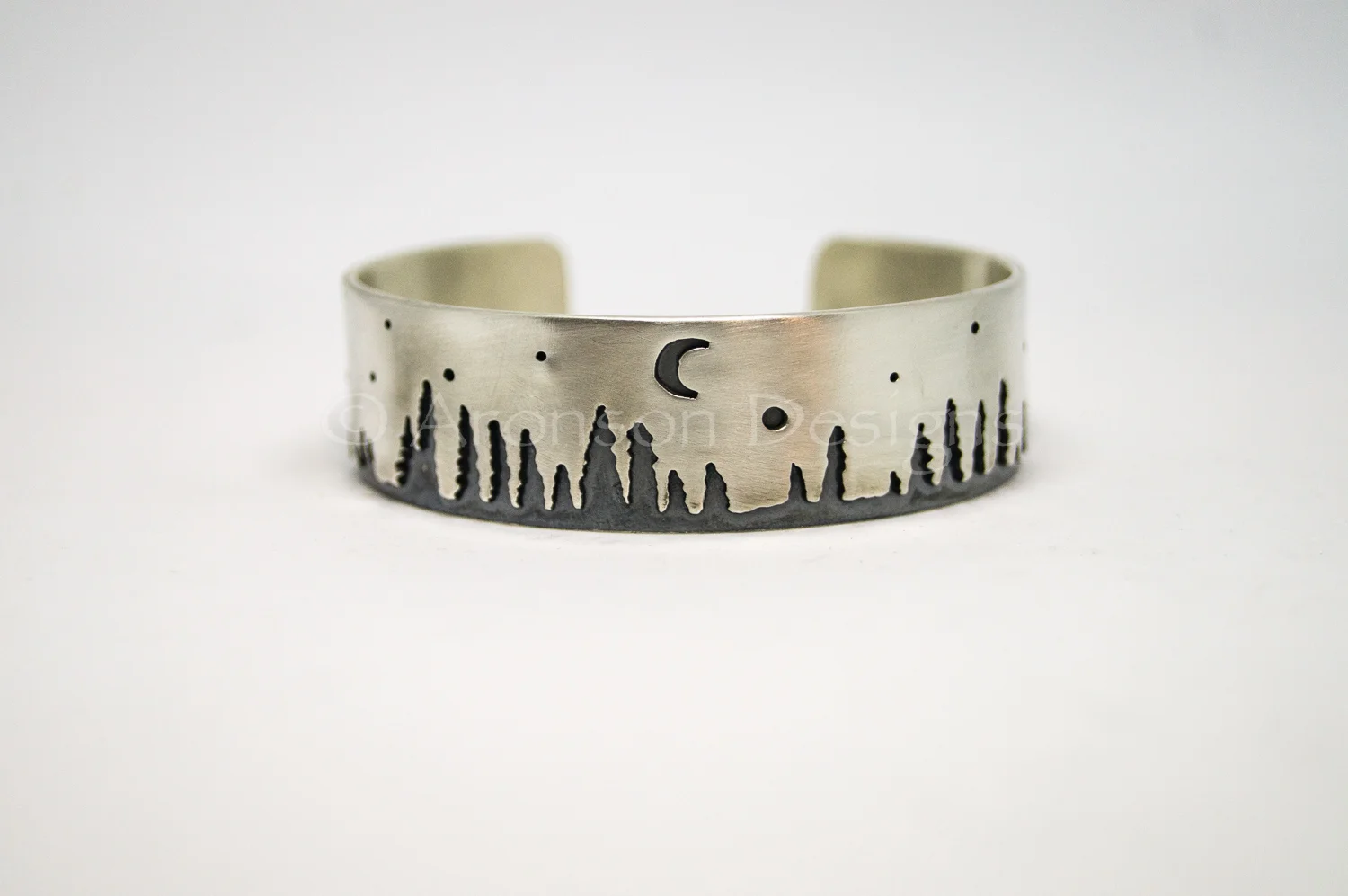 SkylineCuff-2.jpg