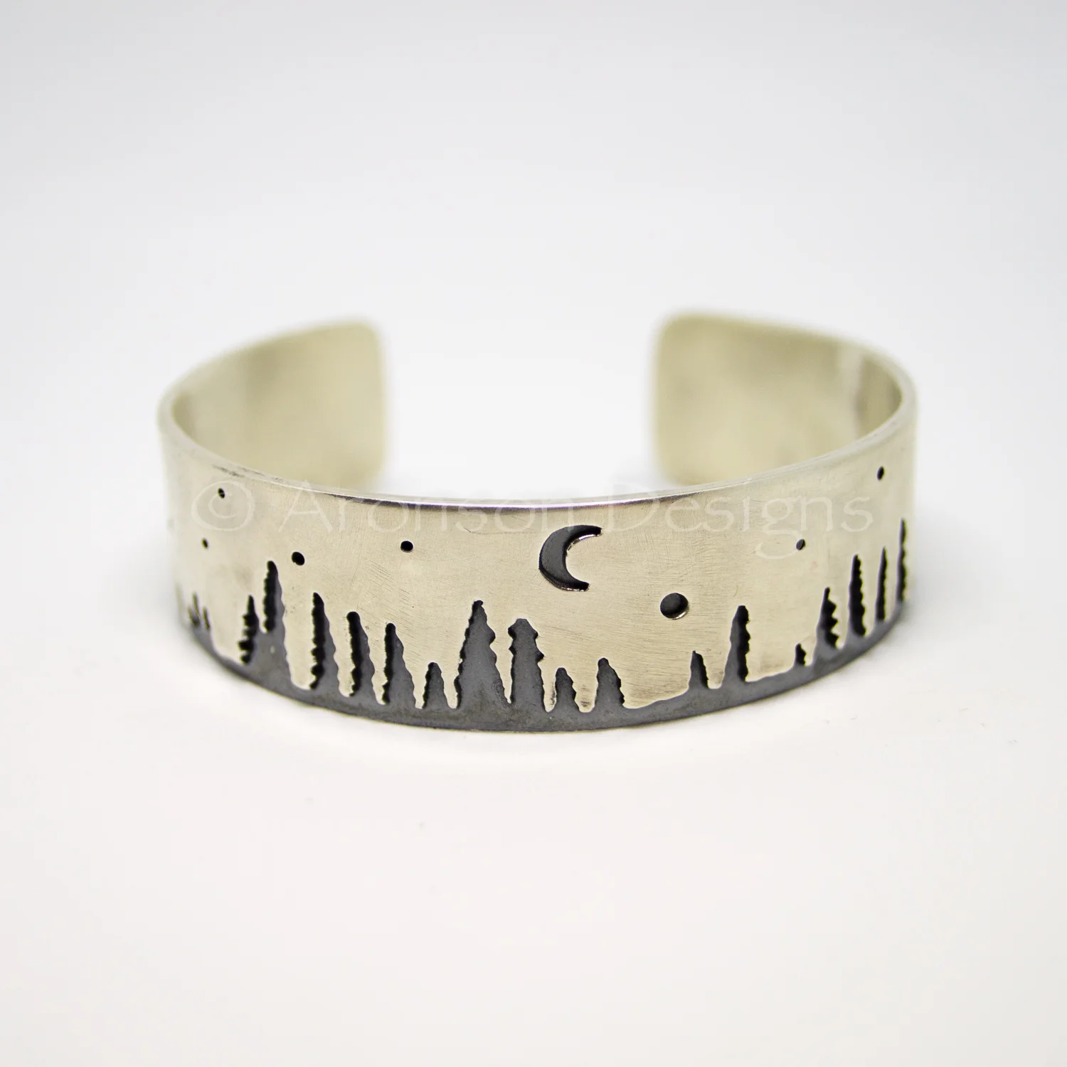 SkylineCuff-6.jpg