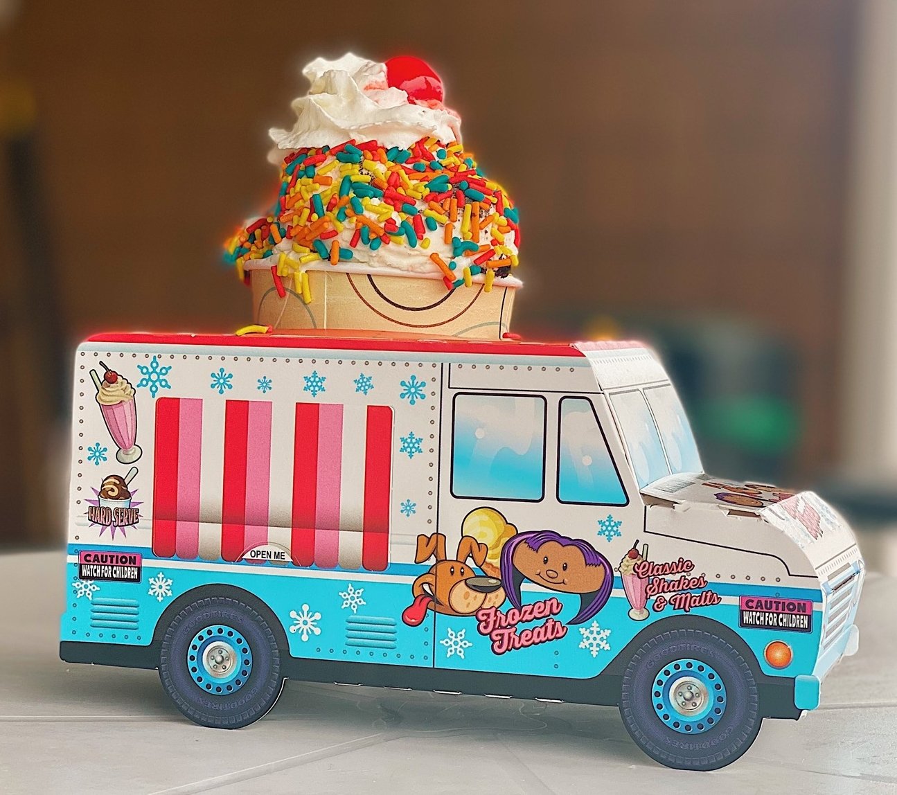 ice cream truck sundae (cropped).jpg