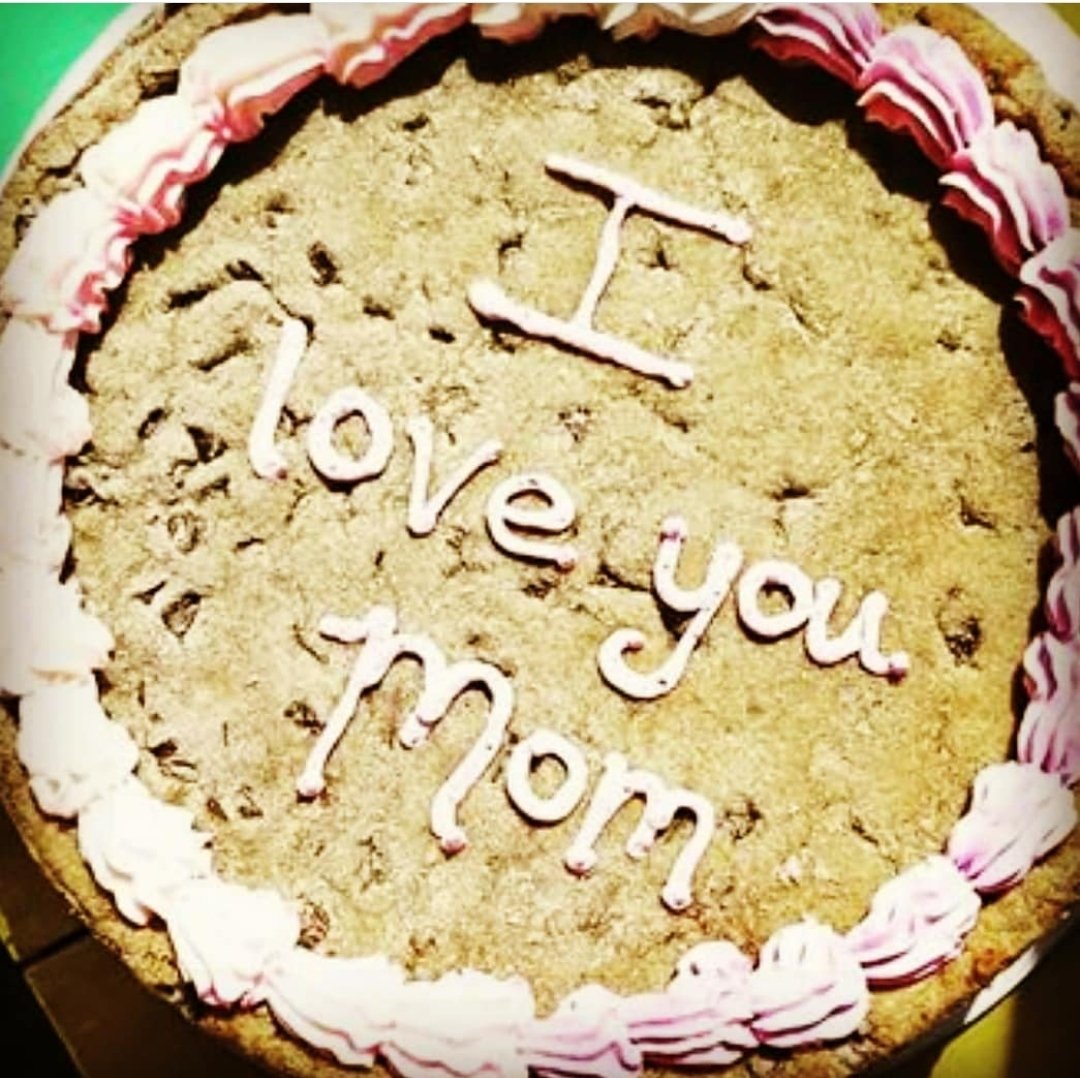mom cake.jpg