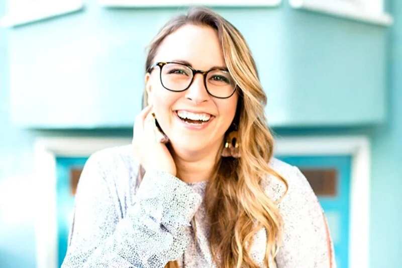 SDH 407: The Journey of Building A Community of 50k+ Members With Natalie Franke, Founder of Rising Tide Society
