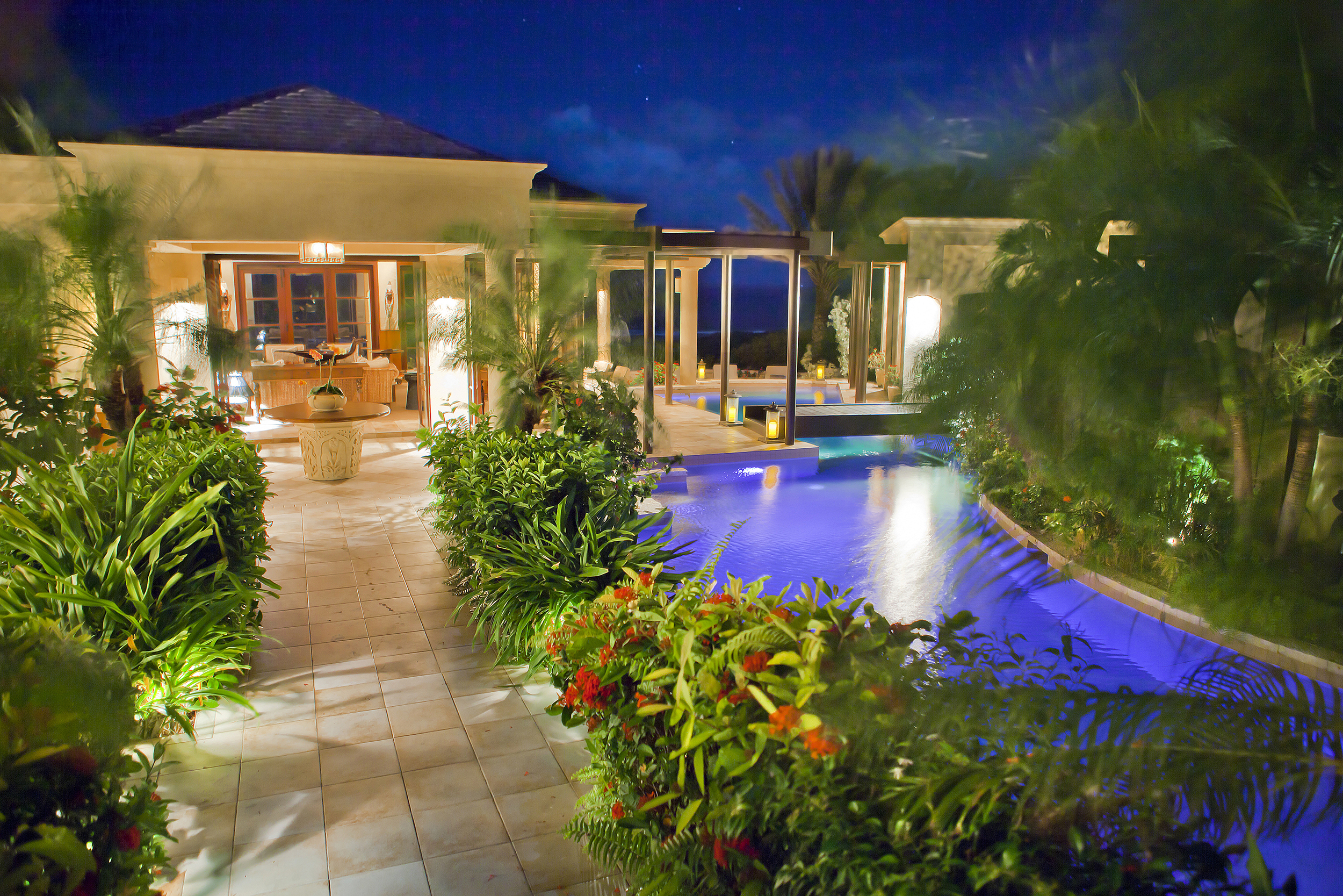  LED lights allow you set the&nbsp;mood by changing the color of the pool lights or set different light shows. 