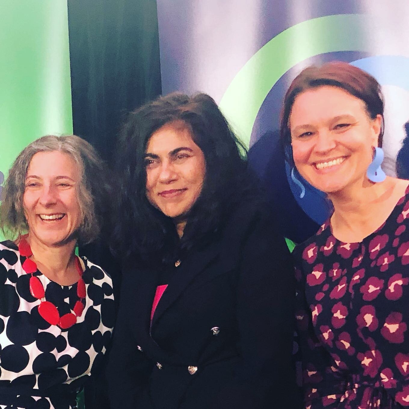 What an awesome #worldenvironmentday night! Hanging out with the incredible community organiser, Sarah Reid, who reminds me so much of Leslie Knope from @parksandrec with her boundless enthusiasm AND Veena Sahajwalka, inventor extraordinaire and just