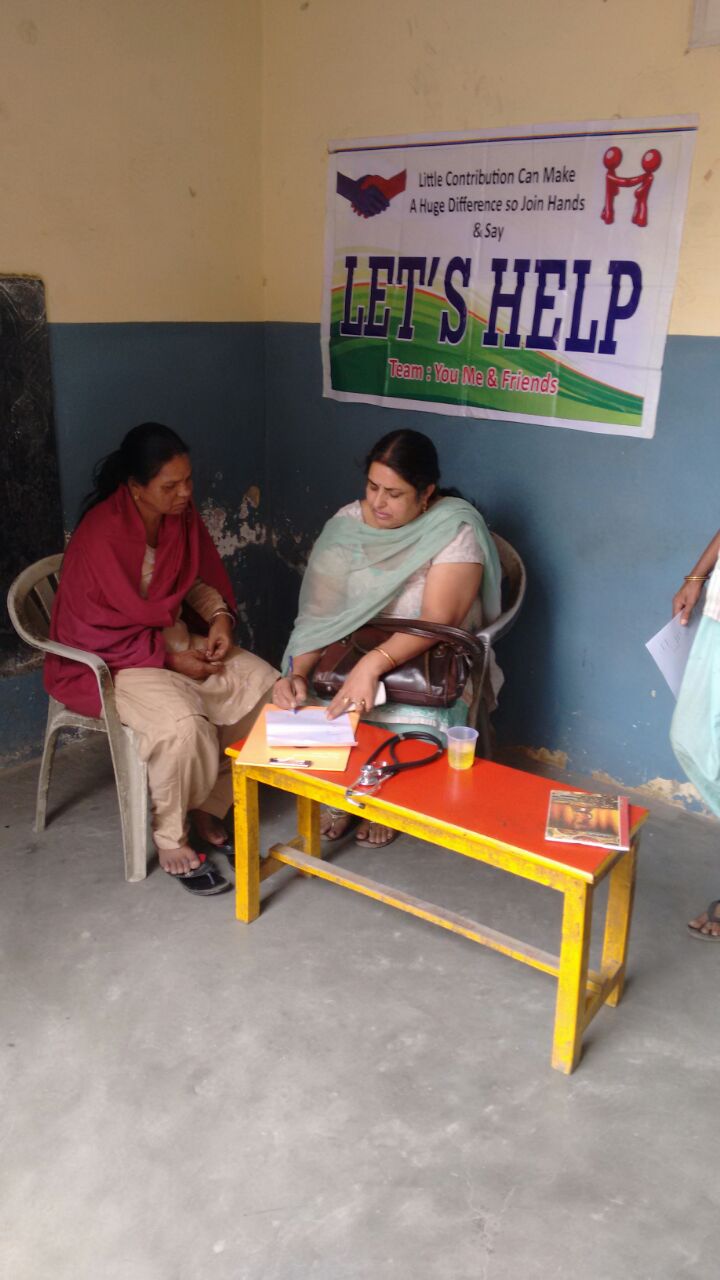 Meet Bharna, a store clerk. She has been having abdominal pain for the past few weeks. We diagnosed her with Dyssmenorrhea.