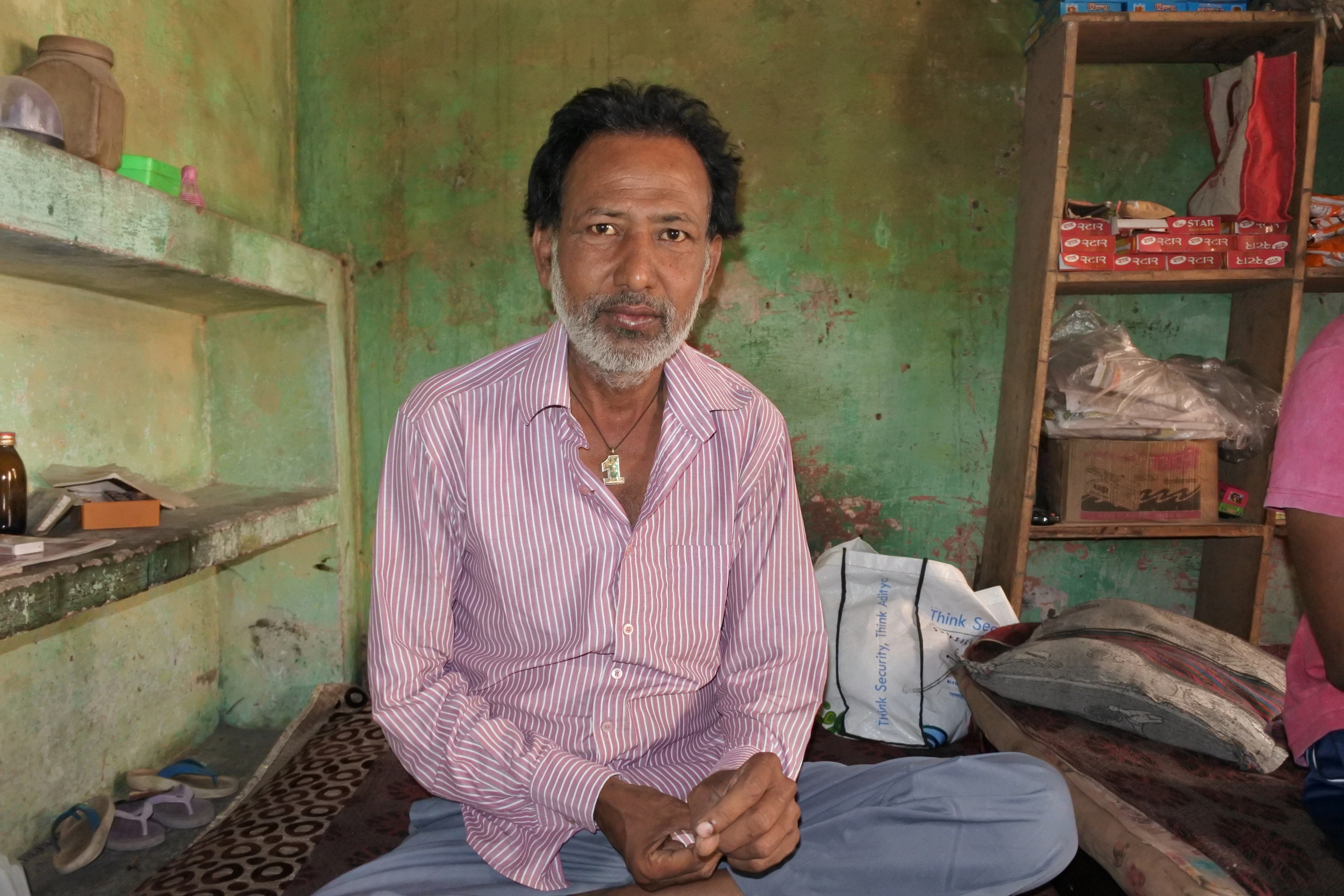 Meet Chahat. He is 46 years old and works as a laborer. For the past several months he has had severe groin pain. This has made it difficult for him to work. He came to one of our general check up camps. Our providers discovered a mass below hi…