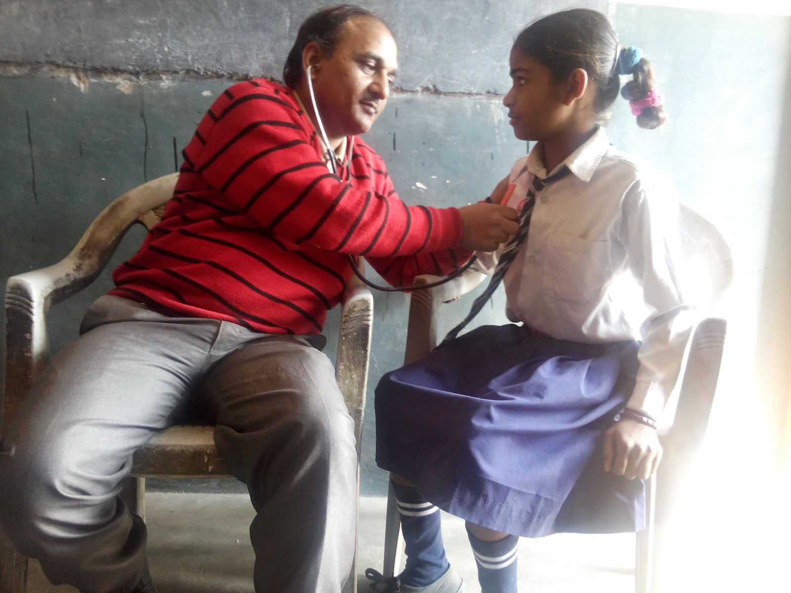 Meet Dharna, an 8 year old girl. She suffers from malnutrition. Her mother wants her to be a doctor when she grows up. 