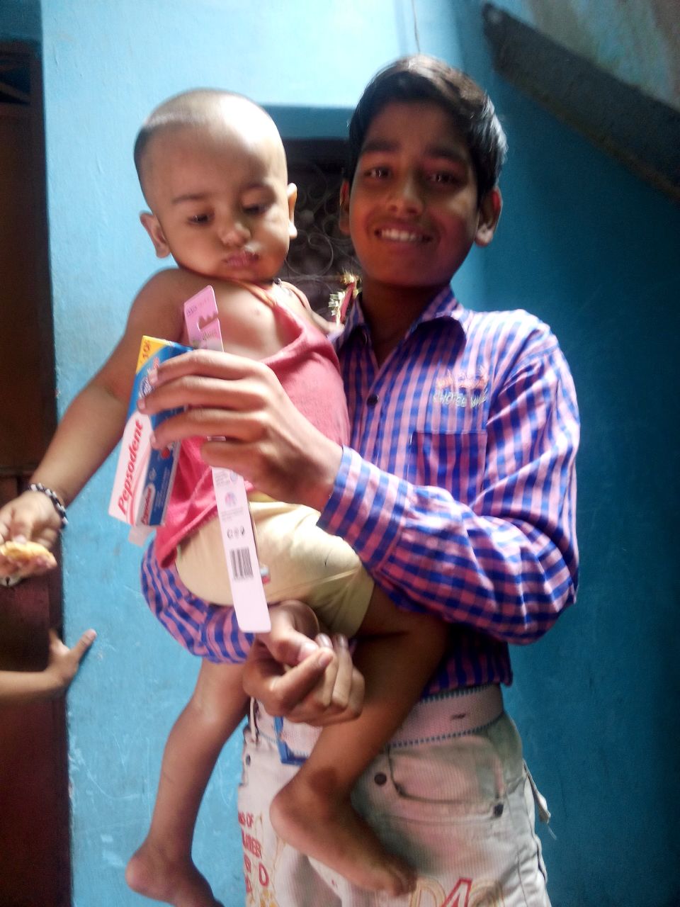 Meet Esh and his younger brother Jiten. They both participated in our dental health camp. Esh wants to be a doctor when he grows up. His favorite instrument is the x-ray machine. 