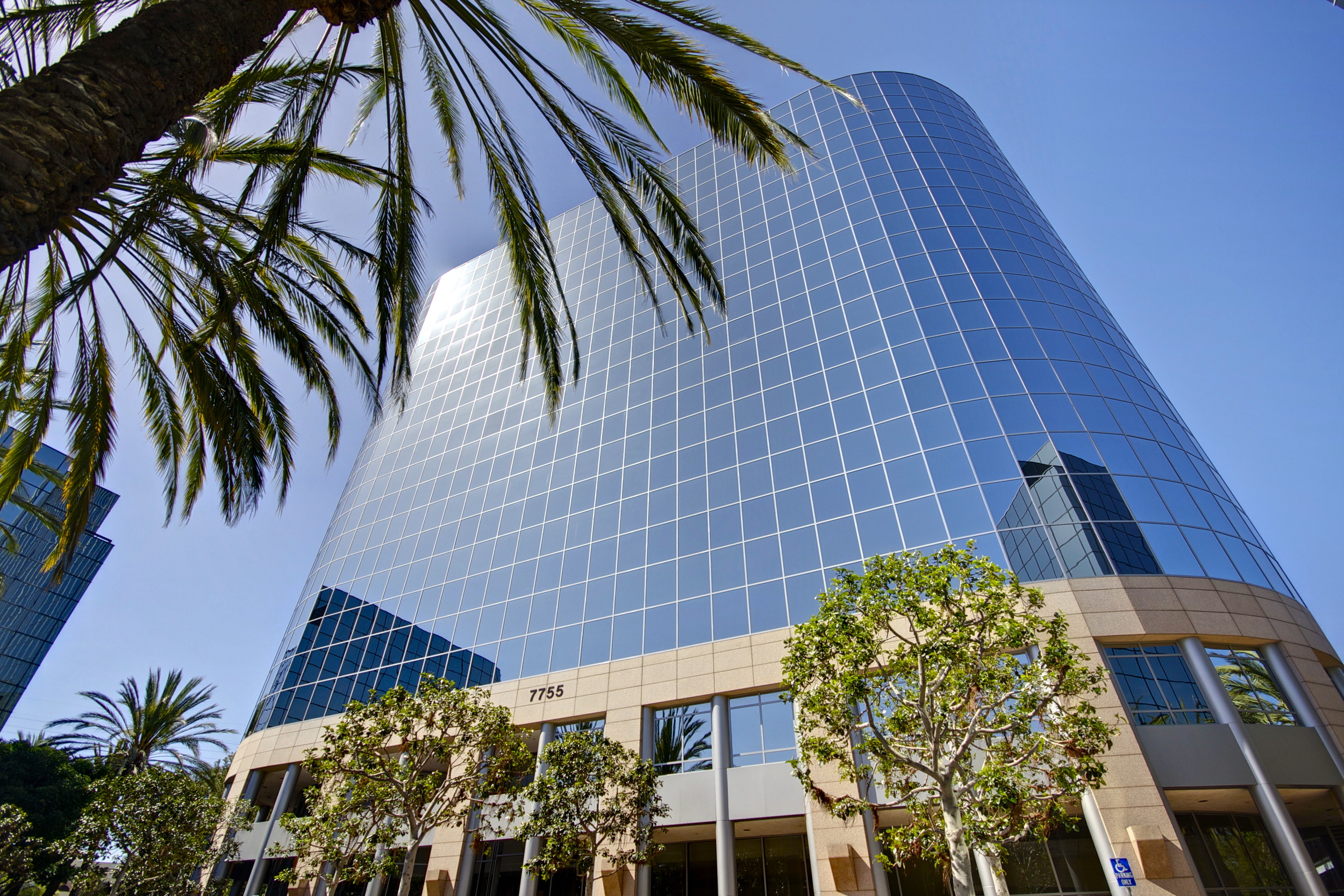 Coast Business181.jpg