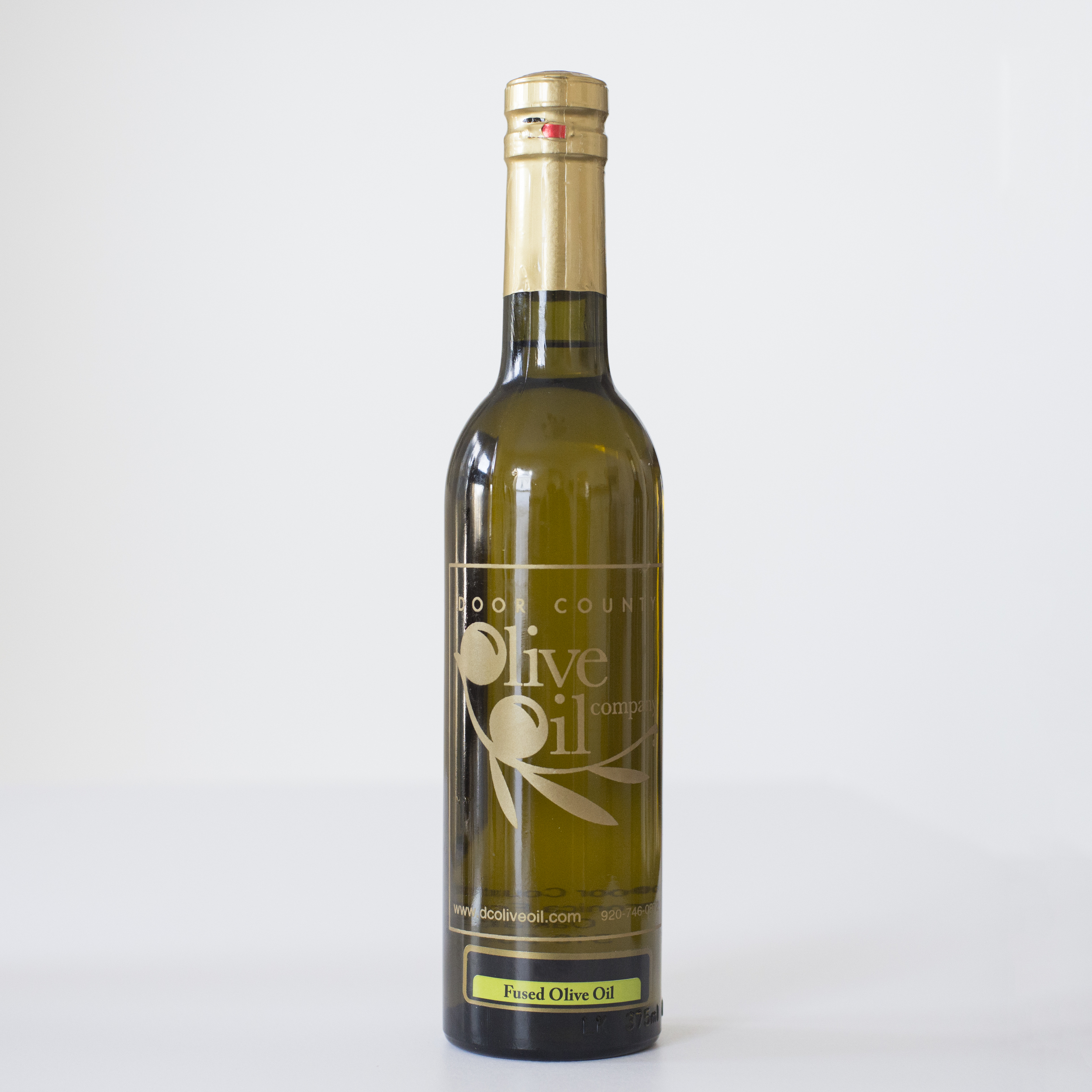 Lime Intense and flavorful, it’s hard to think of anything this oil wouldn’t taste great with. On top of tortilla soup, in ceviche, watermelon and feta salad, mango salsa, fish tacos, the list goes on and on. This oil pairs well with any Mexican or Spanish dishes. Made from our Pasolivo EVOO and oil distilled from lime peels.