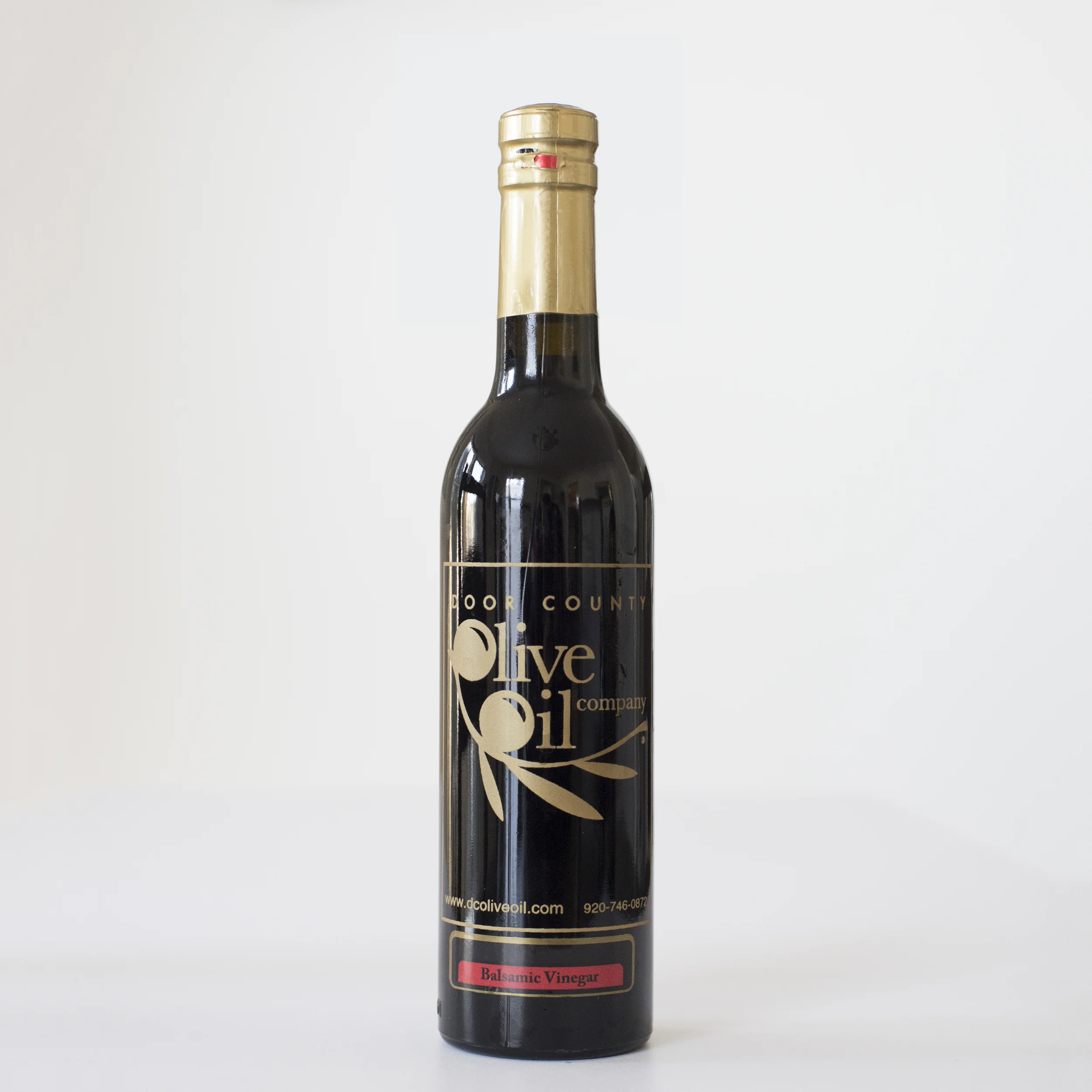 1 8 Year Balsamic Vinegar Aged up to 18 years in oak barrels. Very complex, thick and potent enough to be dripped onto a dish as a condiment and balanced enough so it will pair well with one of our olive oils in a salad dressing. Suggested Chef Pairings: Pairs well with any of our varietal or flavored extra virgin olive oils or specialty oils.