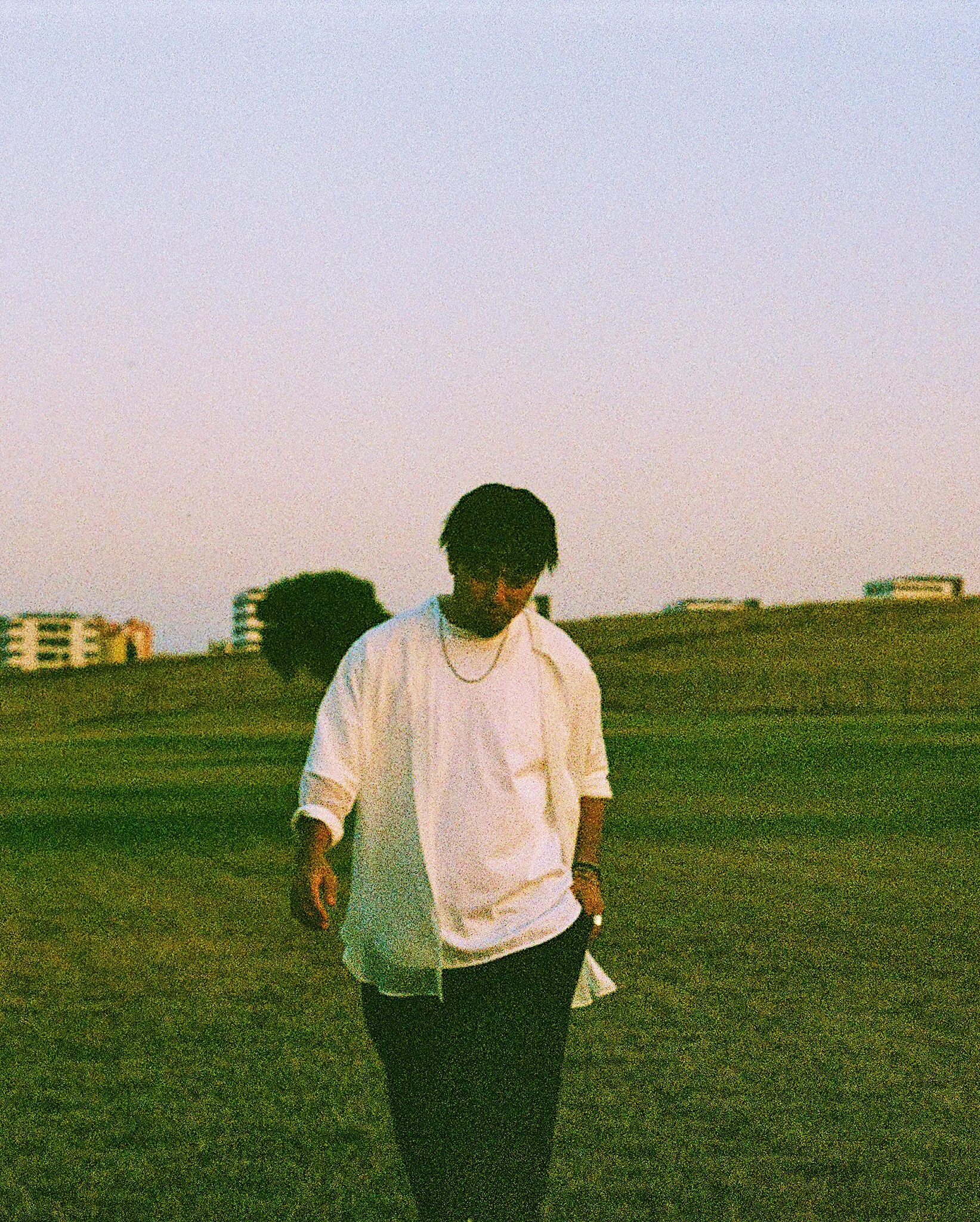 Hikaru_ Arata_artist_photo.jpg