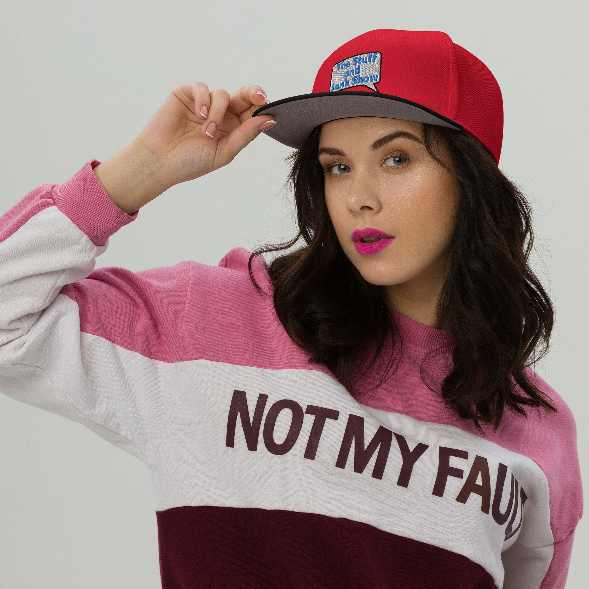 snapback-black-red-red-front-63f3344ec4aa8.jpg