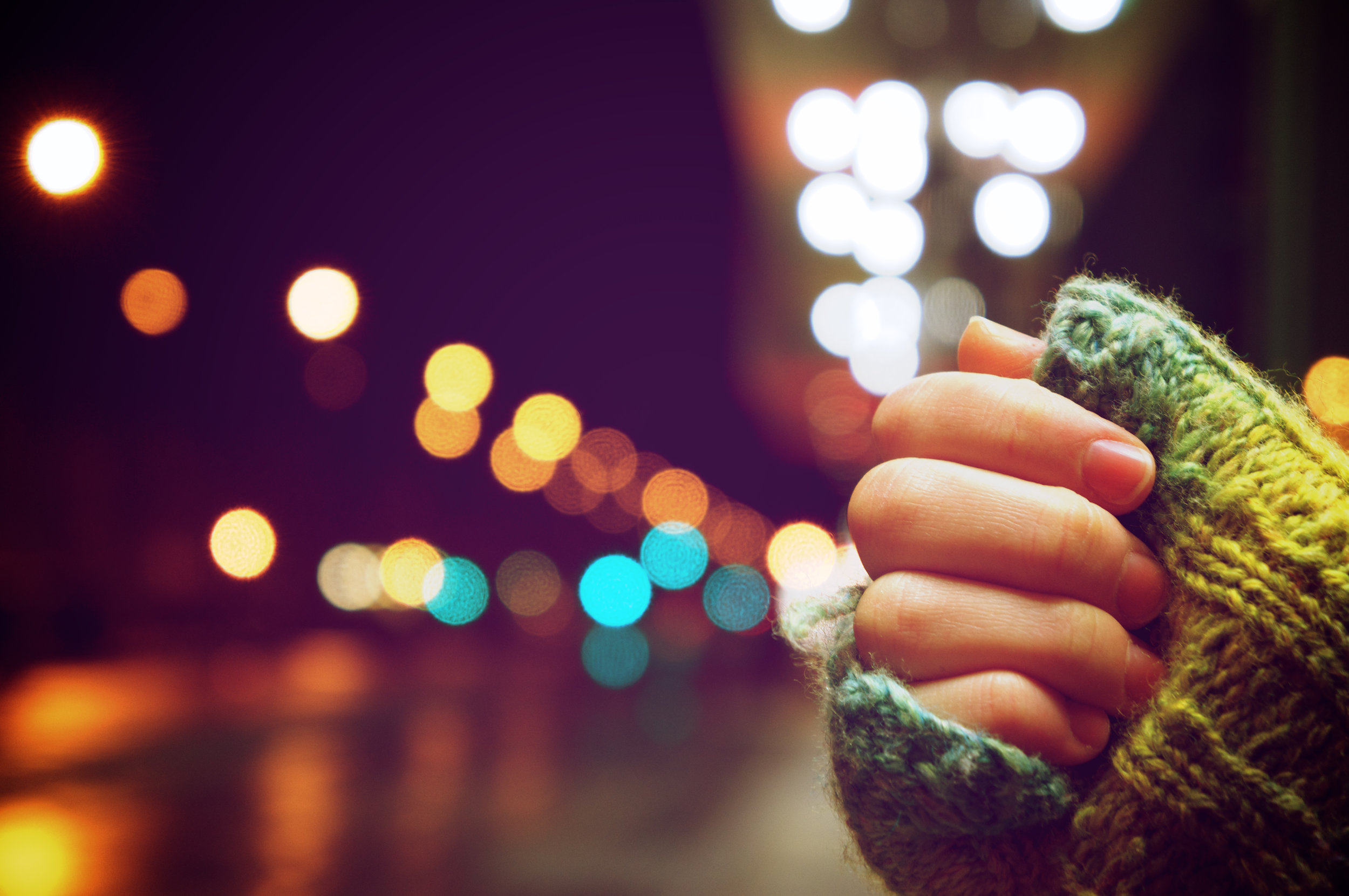 Bokeh Hand