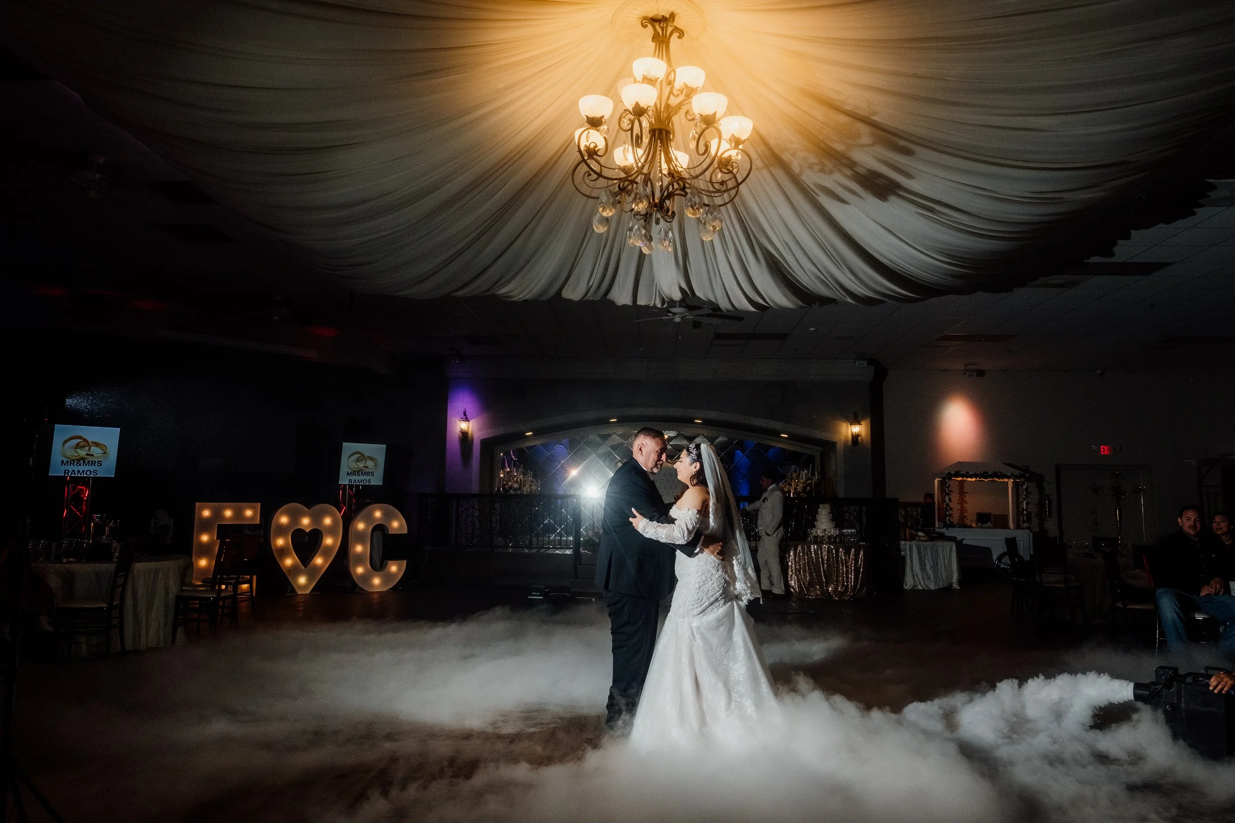 Wedding Day E+C 384.jpg