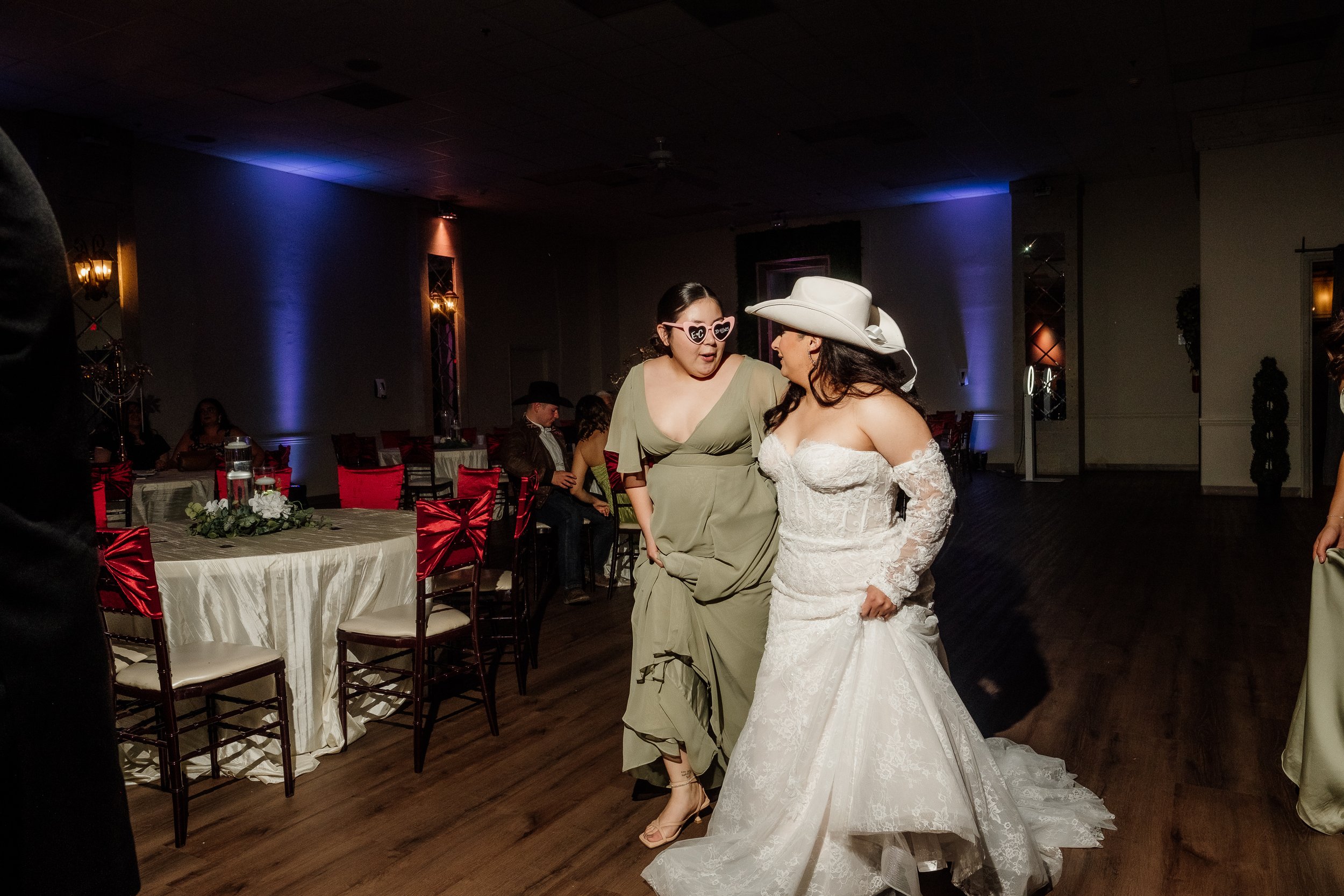 Wedding Day E+C 489.jpg
