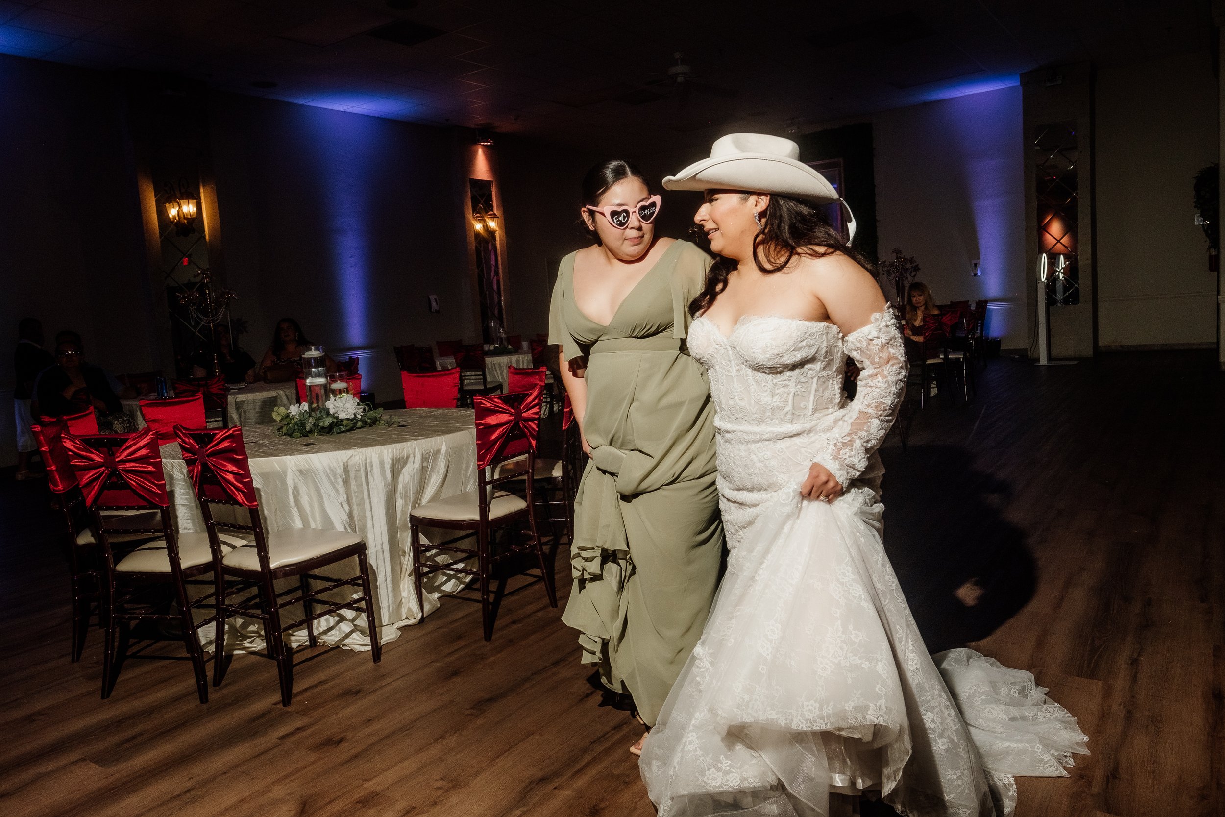 Wedding Day E+C 490.jpg