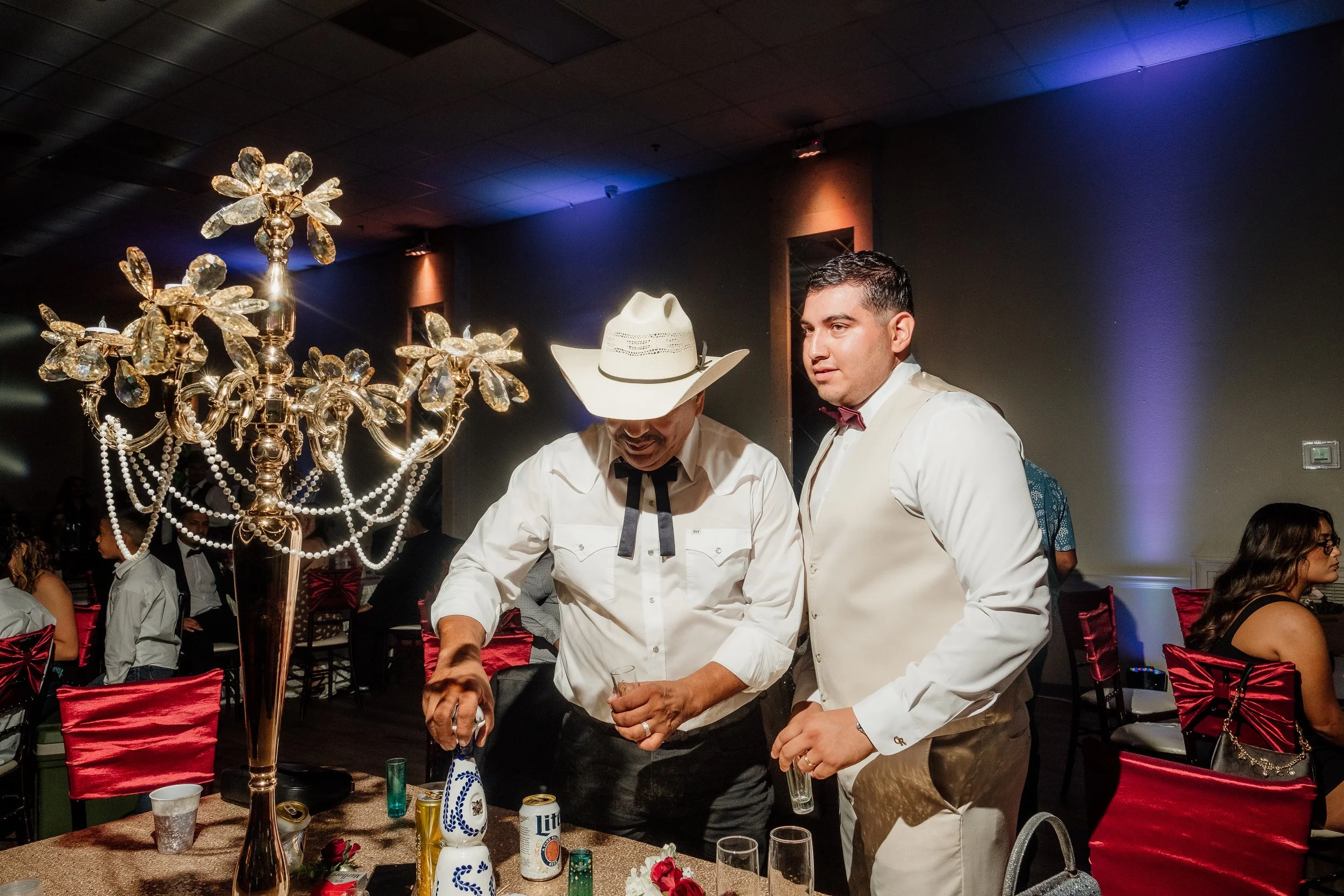 Wedding Day E+C 494.jpg