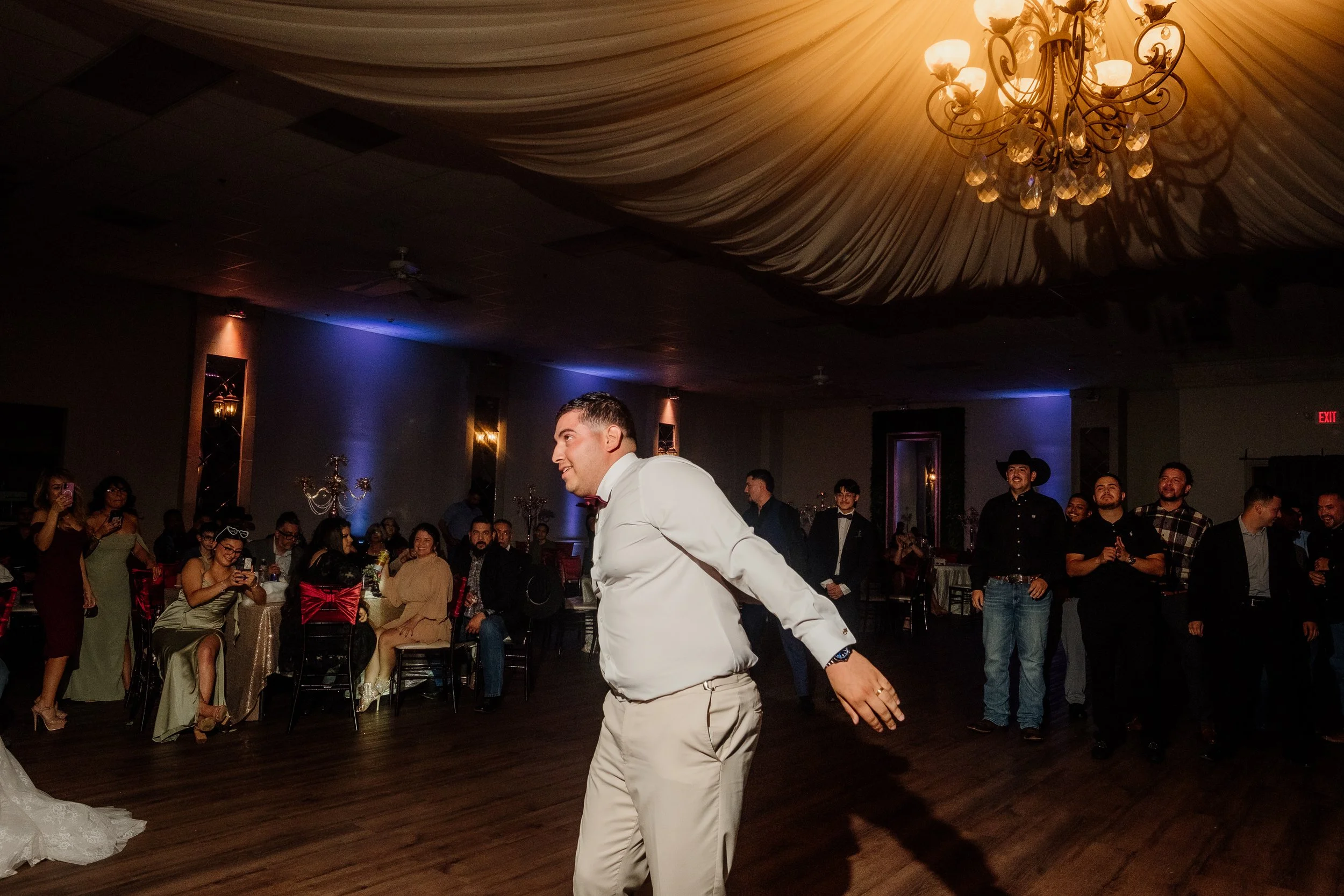 Wedding Day E+C 563.jpg