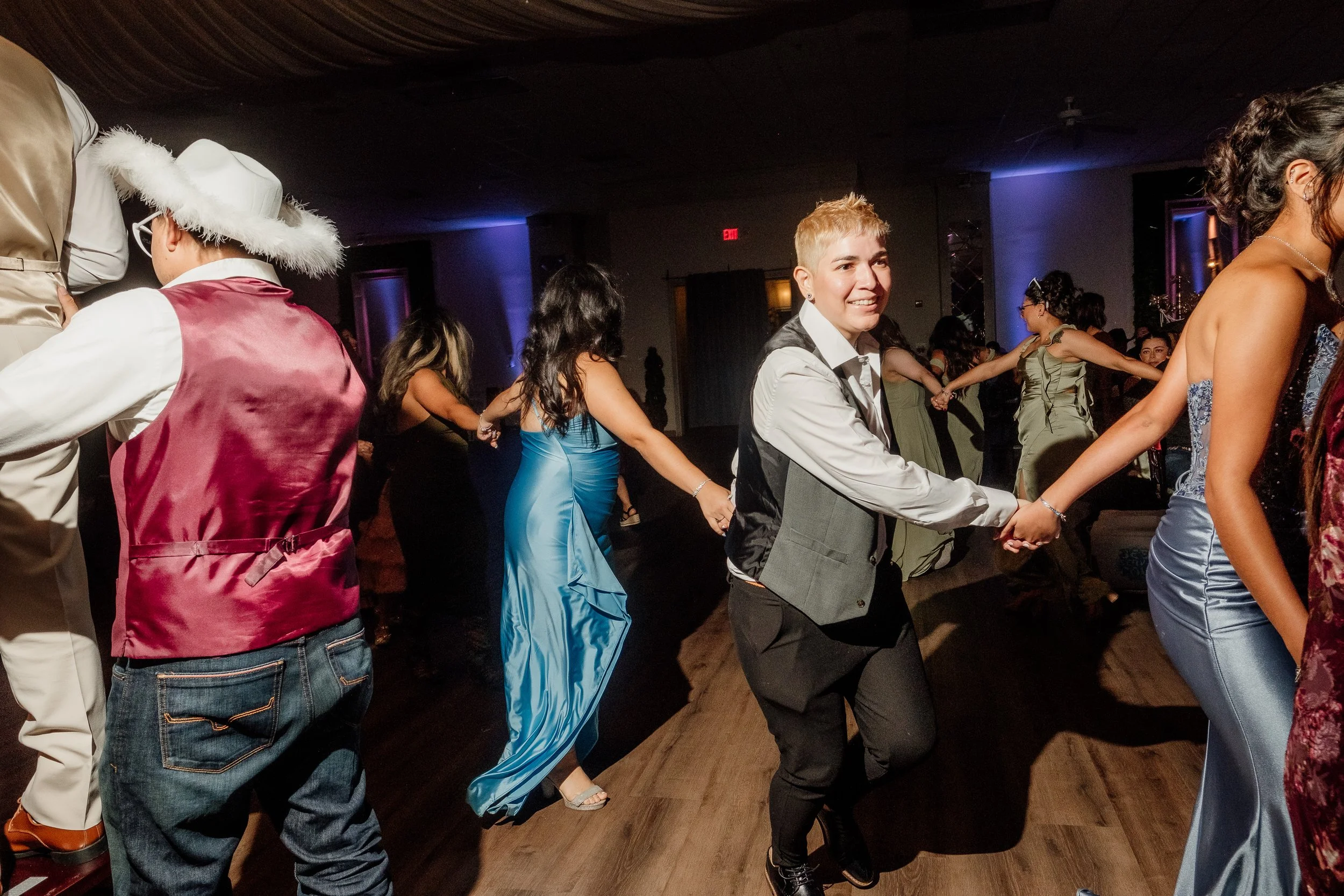 Wedding Day E+C 585.jpg