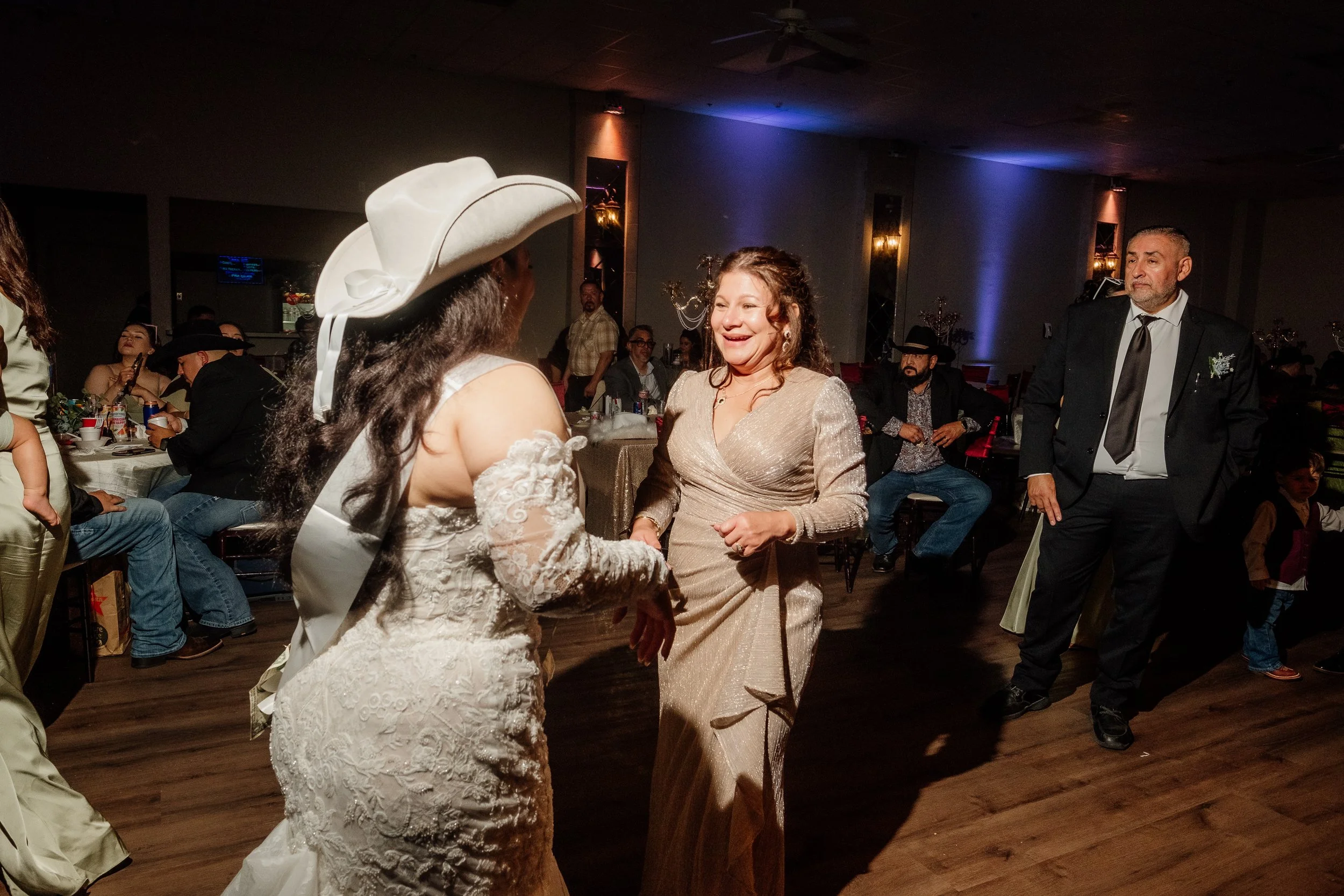 Wedding Day E+C 620.jpg