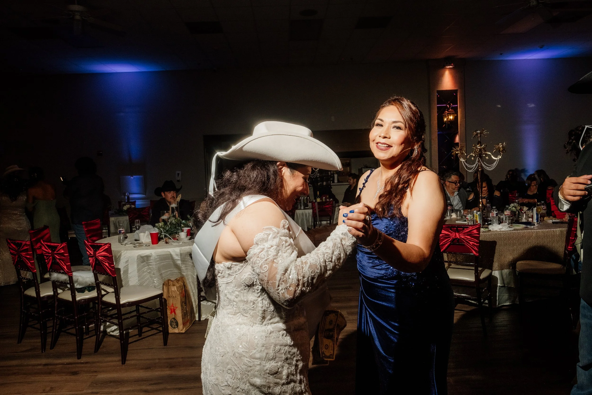 Wedding Day E+C 648.jpg