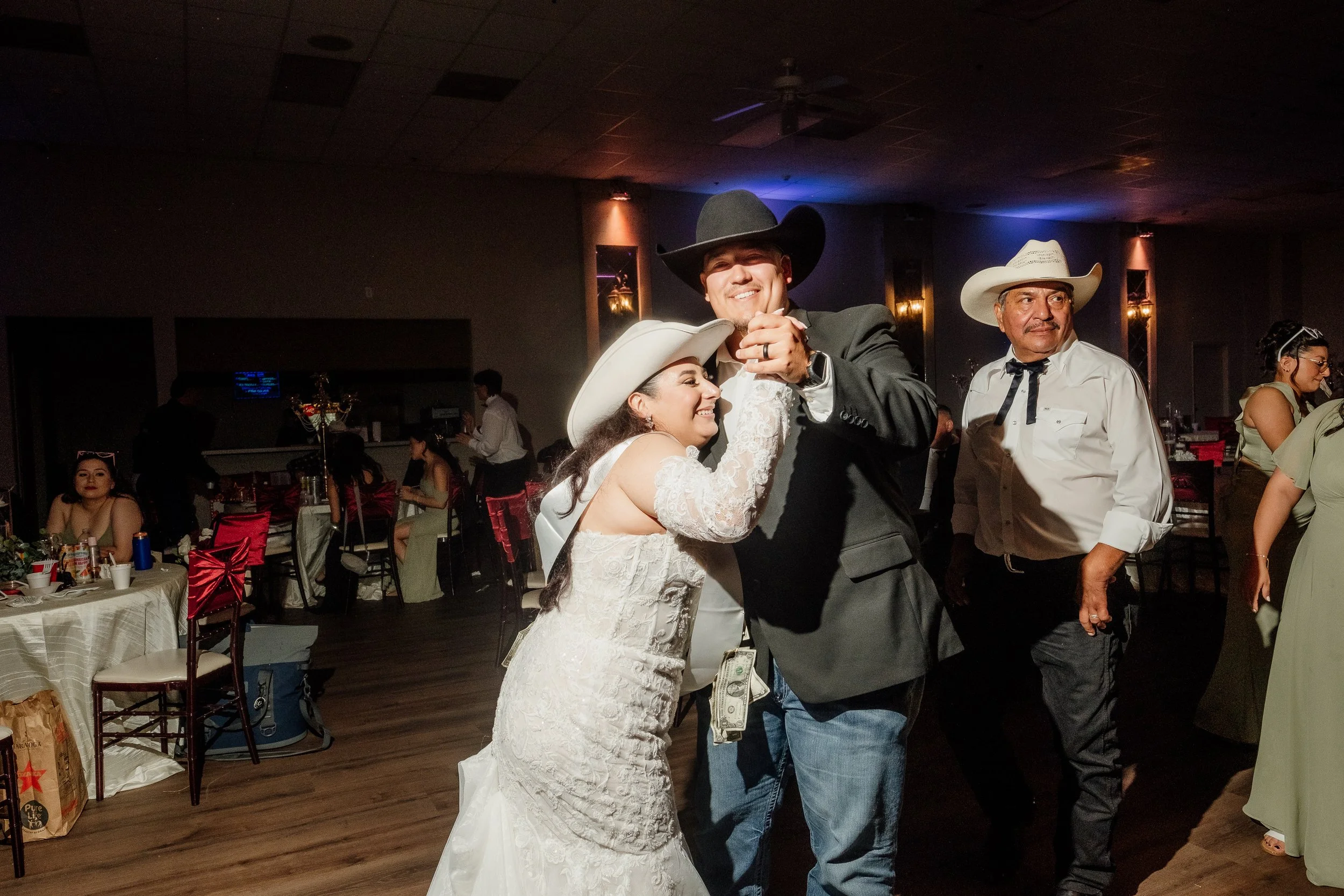Wedding Day E+C 651.jpg