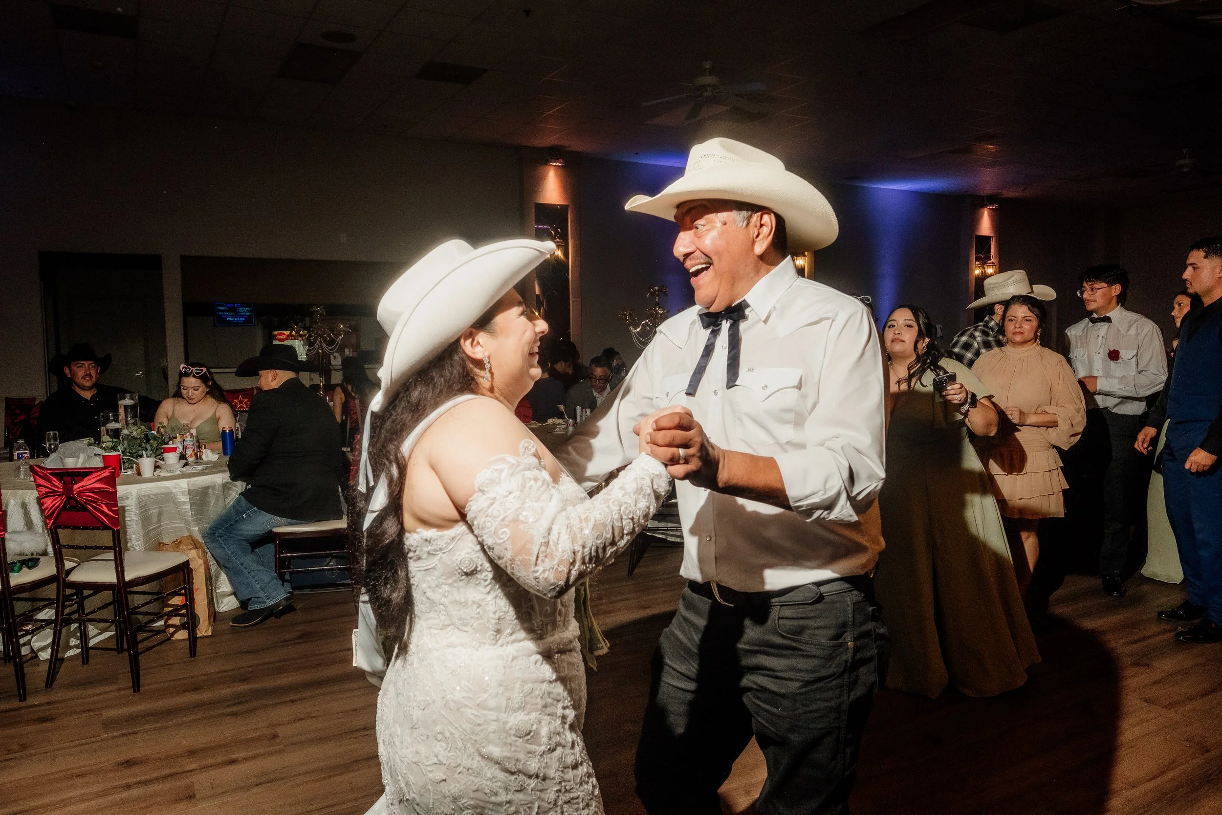Wedding Day E+C 656.jpg