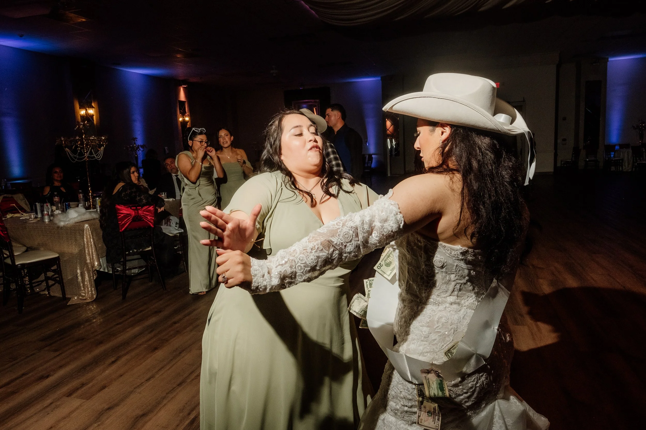 Wedding Day E+C 658.jpg