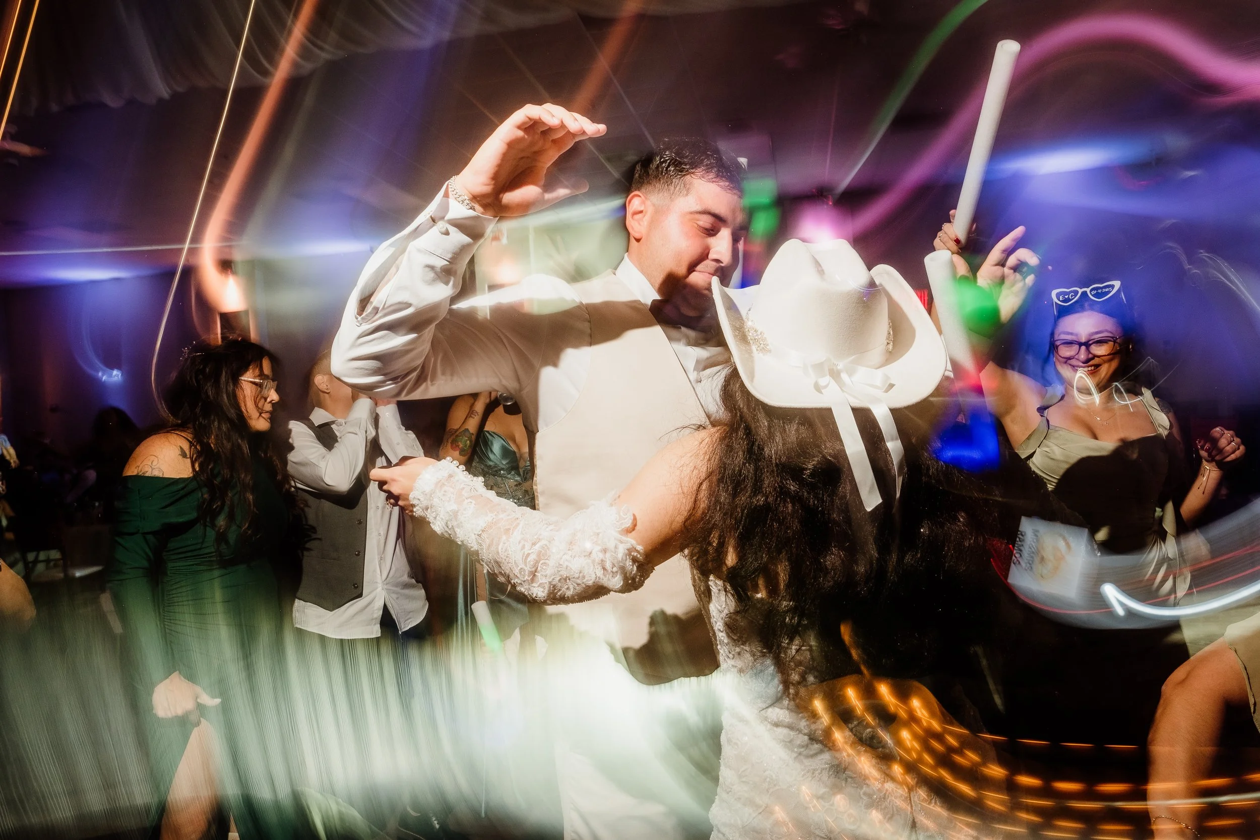 Wedding Day E+C 711.jpg