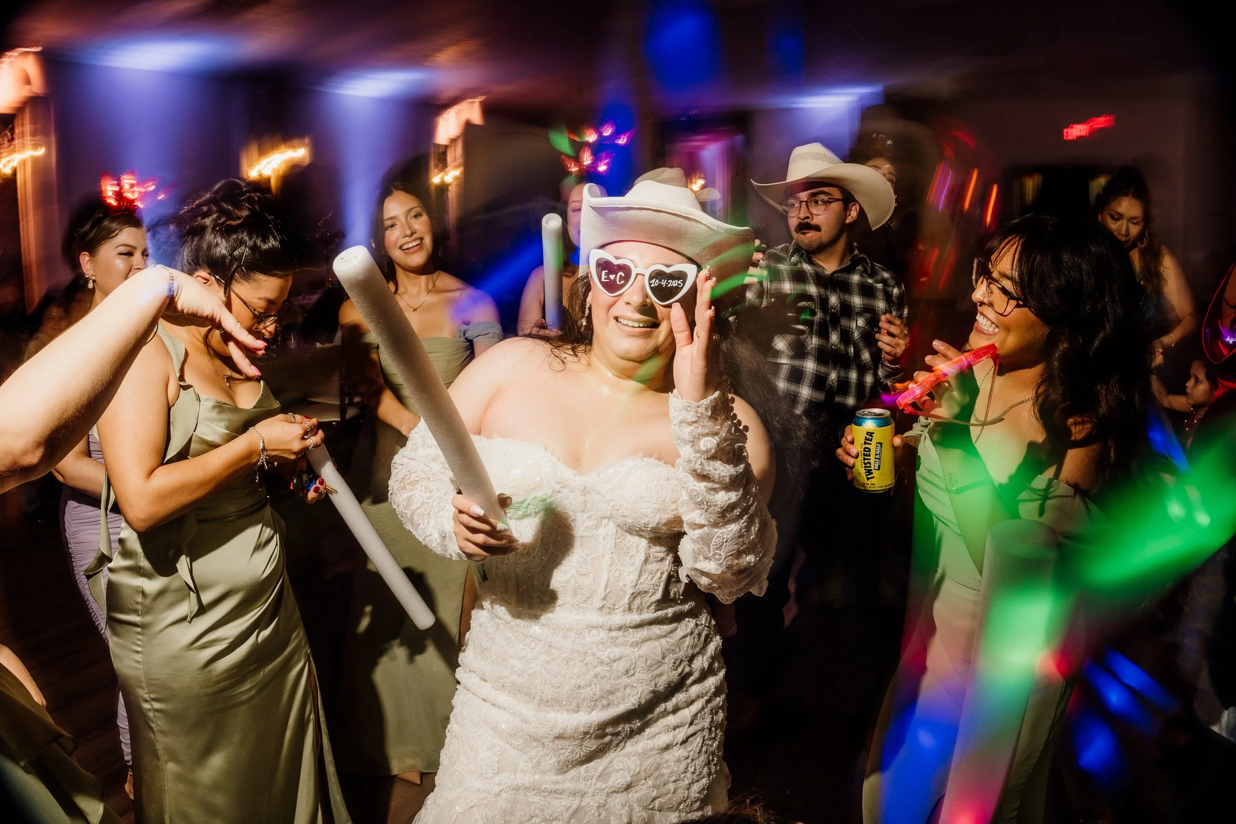 Wedding Day E+C 363.jpg