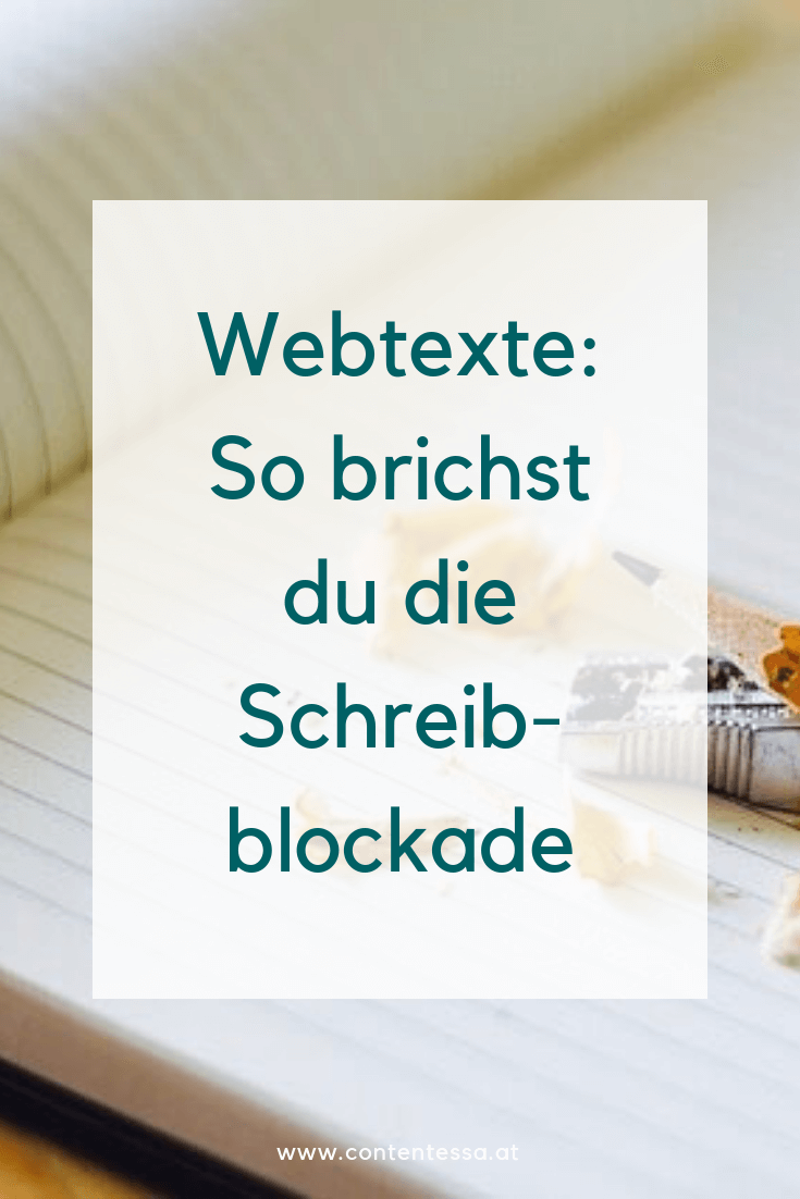 Heft mit Bleistift und Spitzer