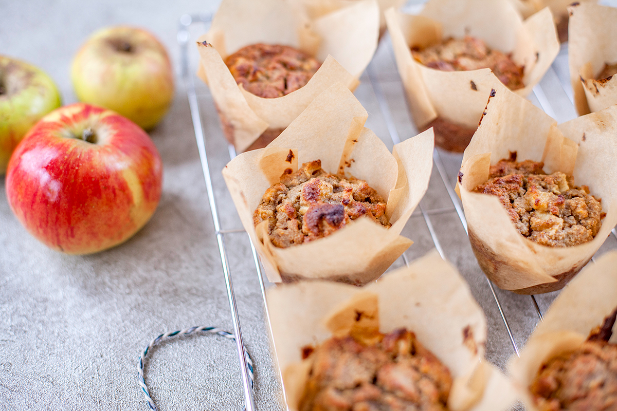 apple muffin recipe.jpg
