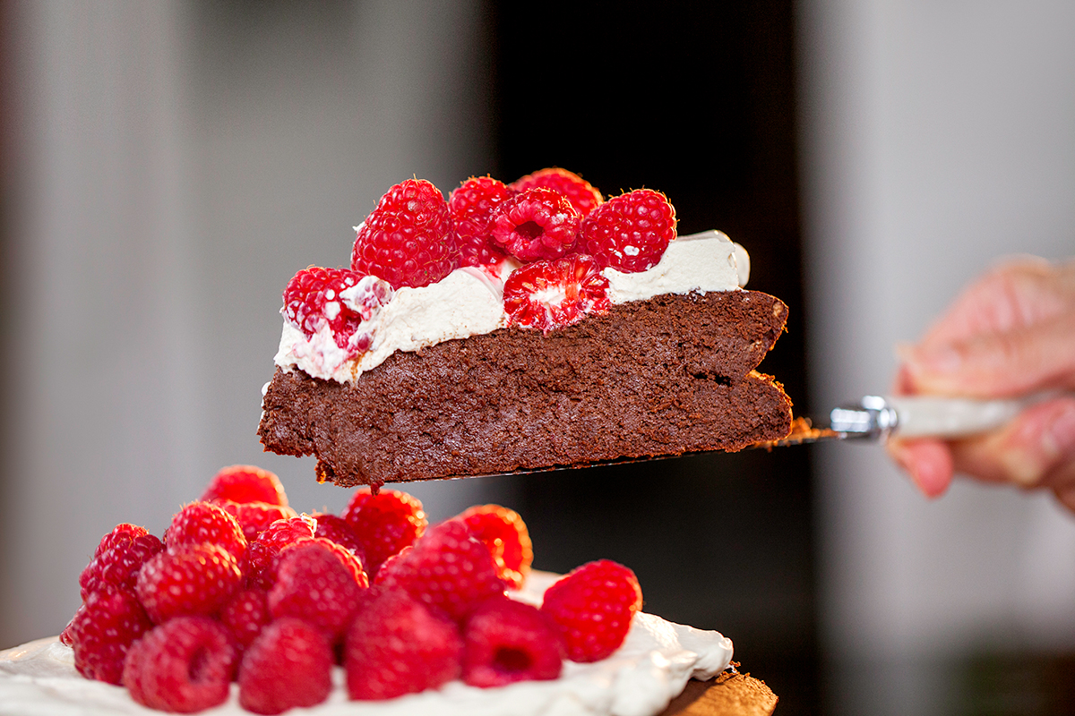 chocolate mousse cake.jpg