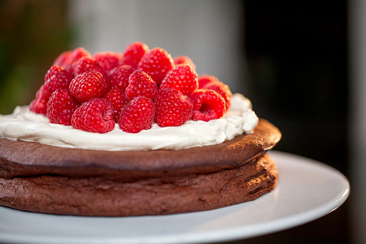 keto chocolate mousse cake.jpg