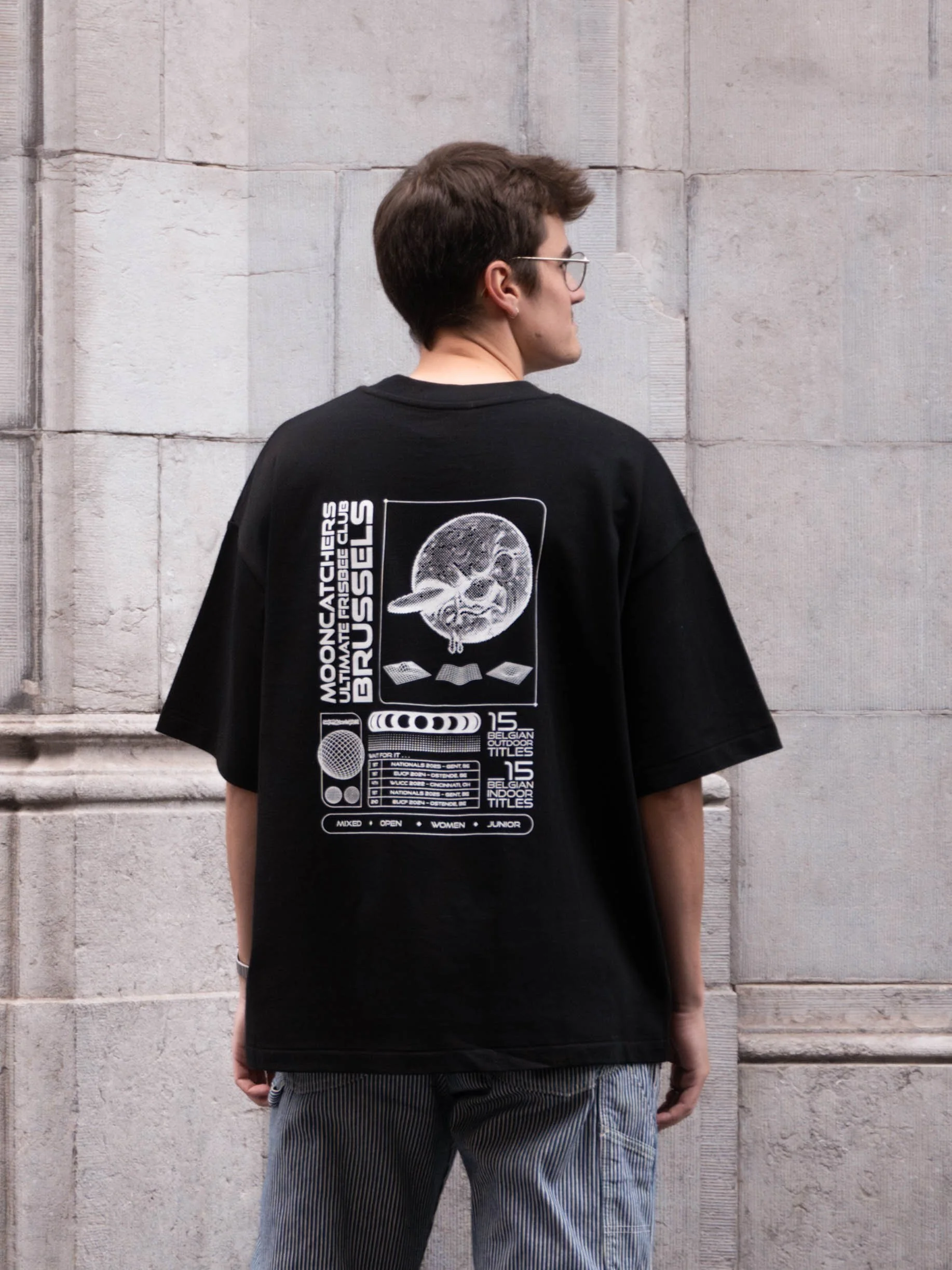 2025_Moon Merch Aeris Raymaekers09.jpg