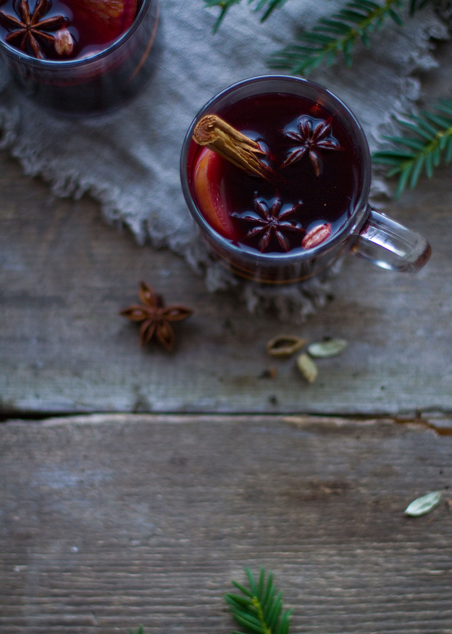 05_NOMNOM_Gluehwein.jpg