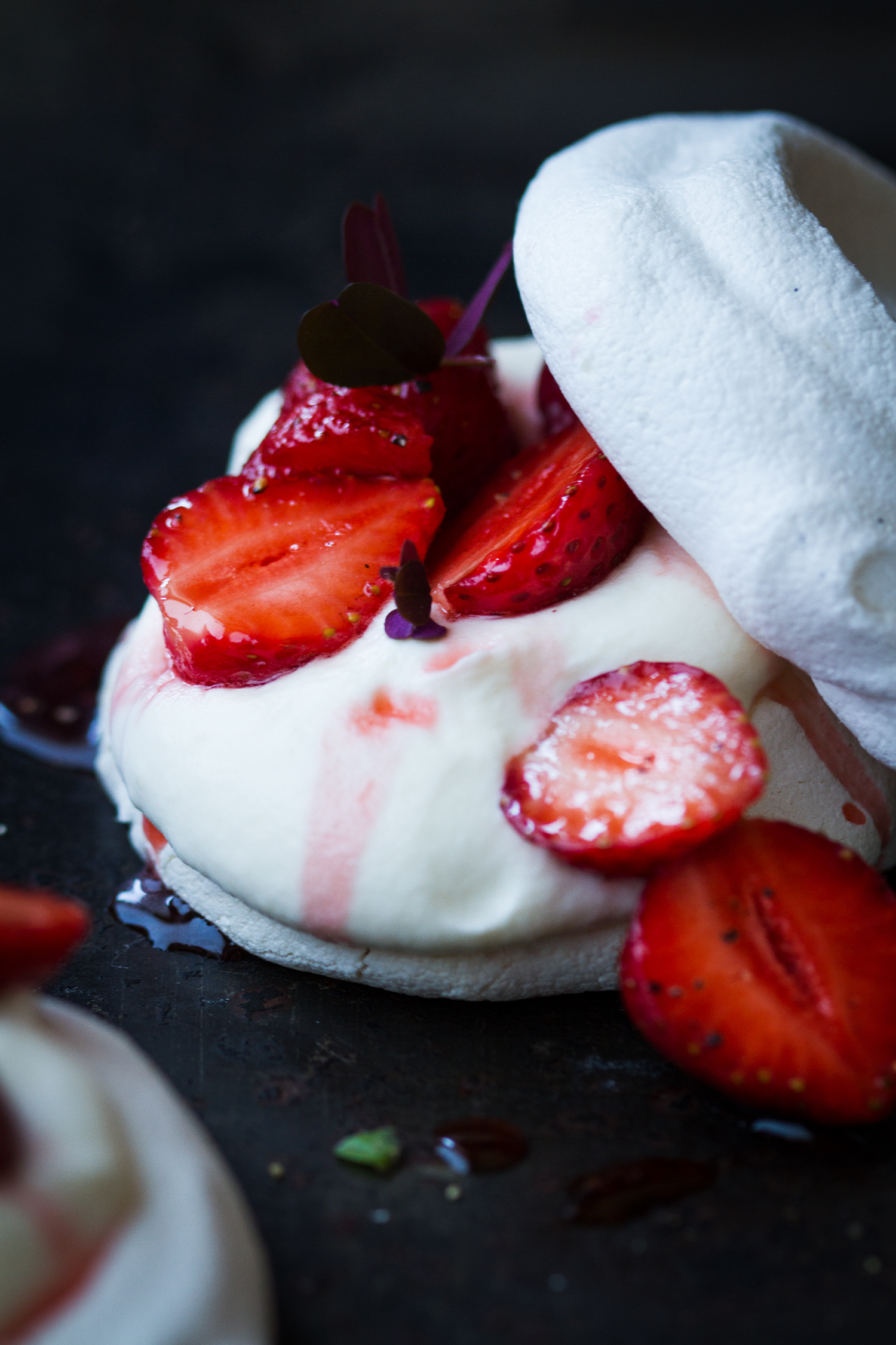 06_NOMNOM_Eton-Mess.jpg