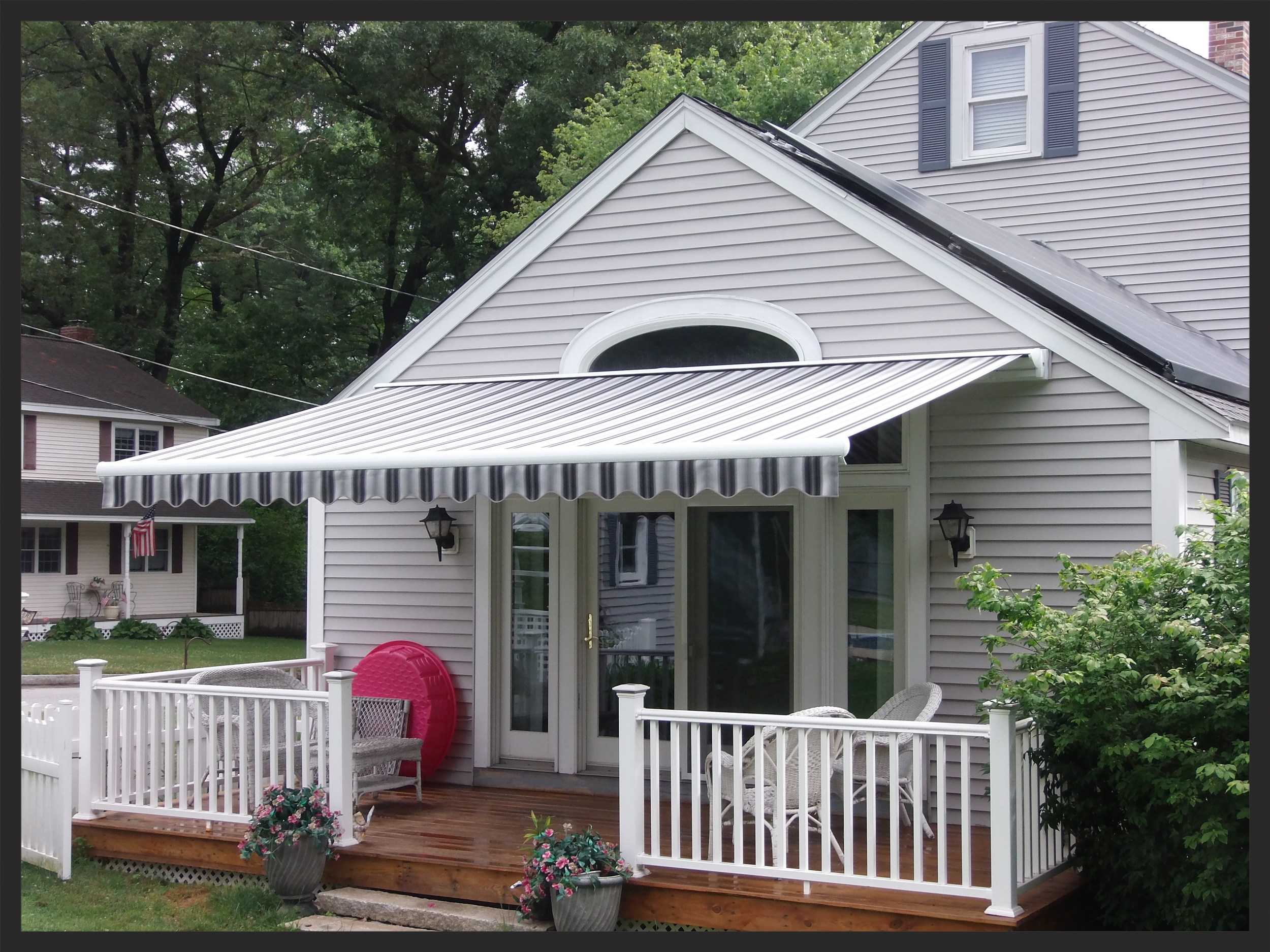 Retractable awning , Chelmsford, MA