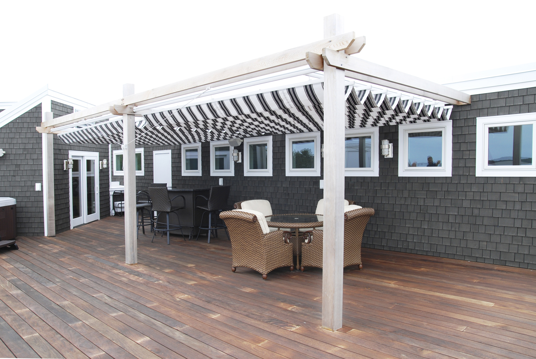 Commercial shade products - retractable canopies