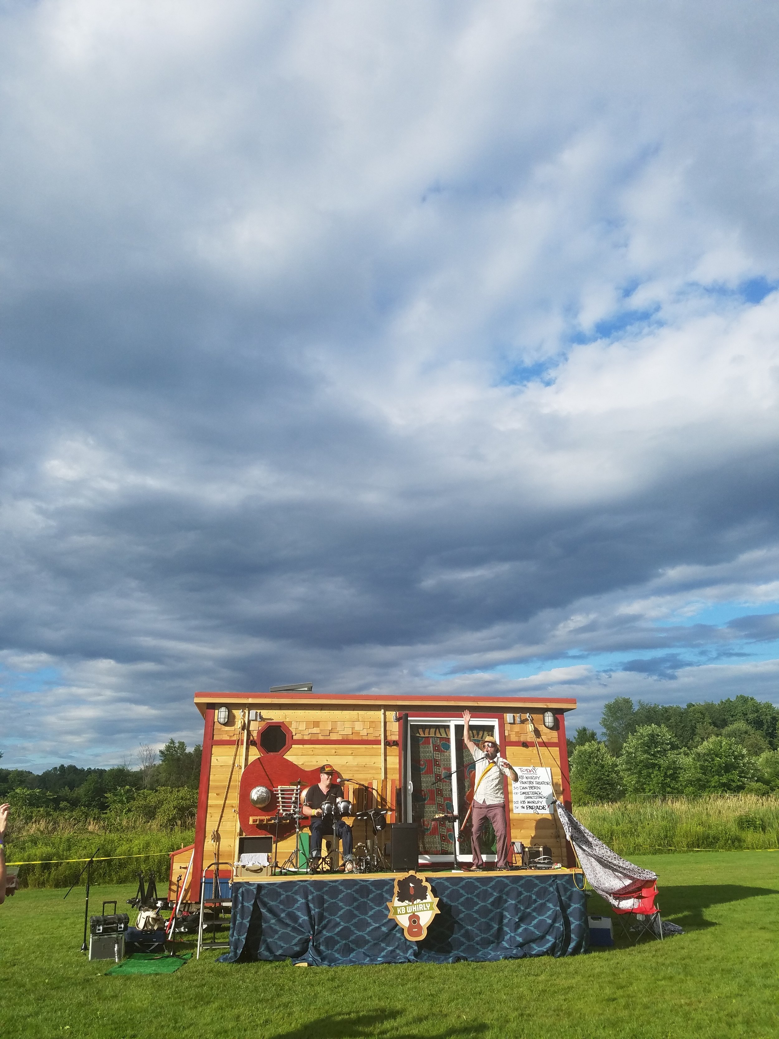 WhirlyHouse_GreenRiverFest.jpg